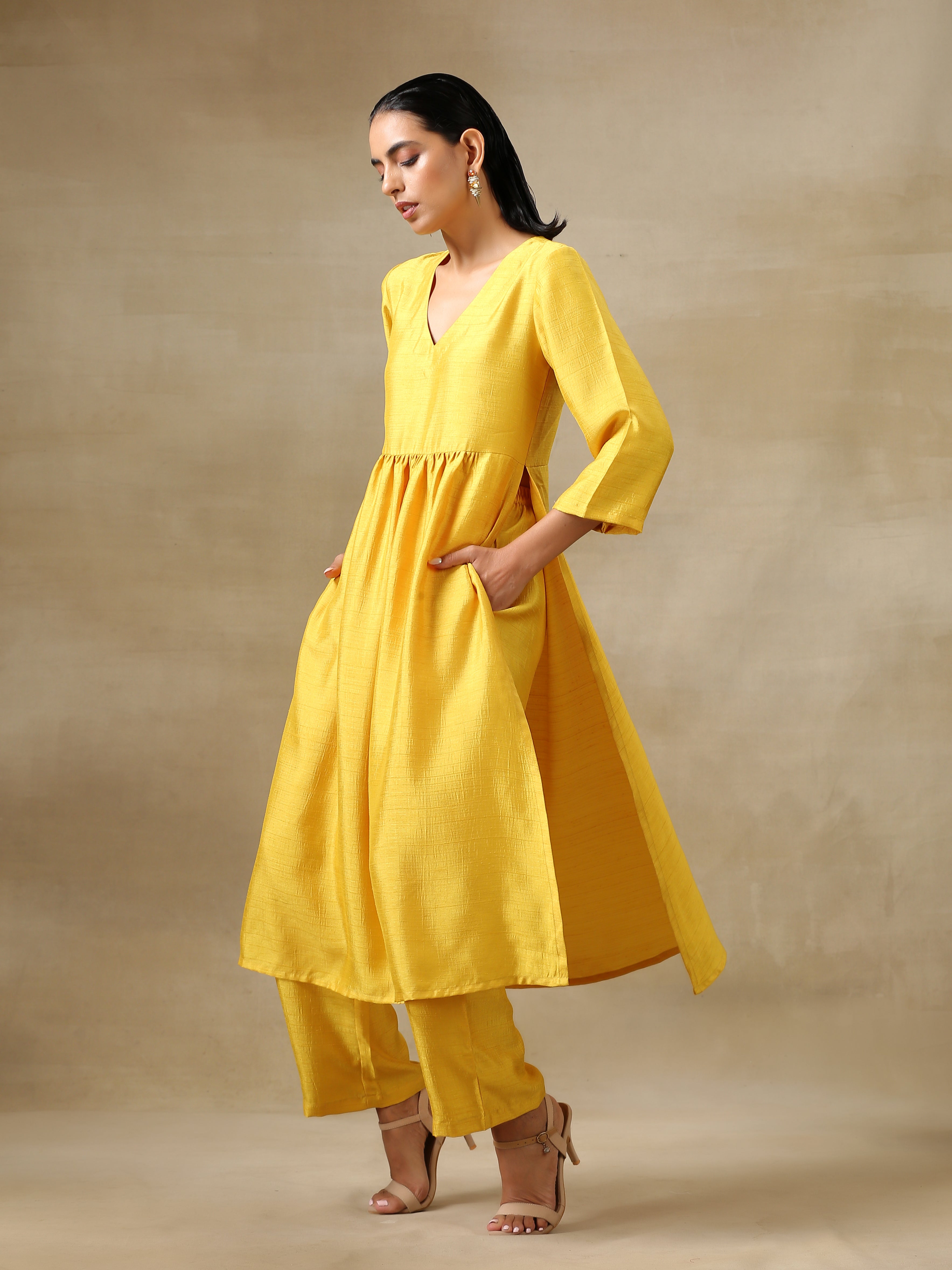 trueBrowns Yellow Textured Silk High Slit Gathered Kurta Set - Distacart