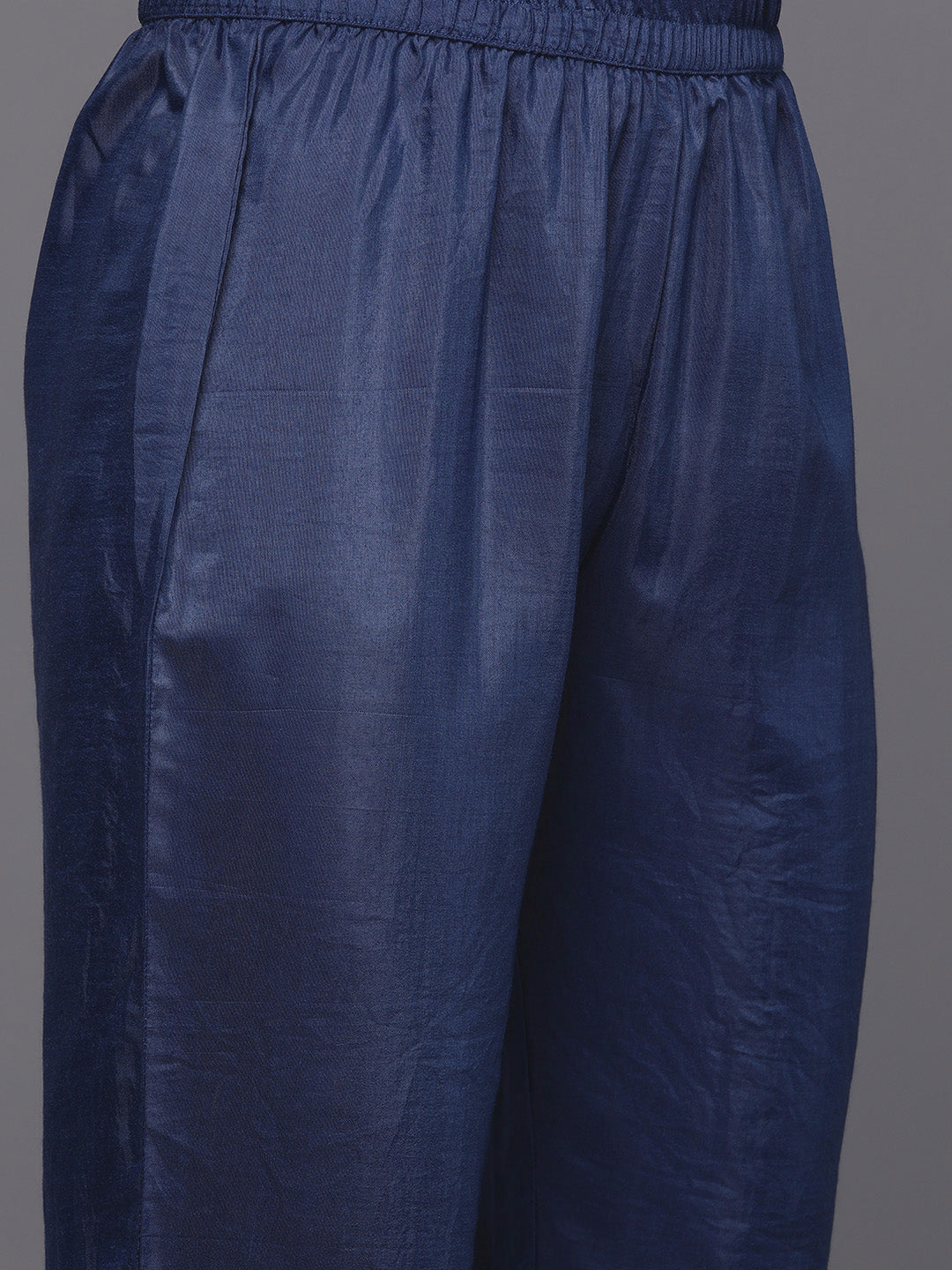 Varanga Women Navy Blue Printed Straight Kurta With Lace Detailed Paired With Tonal Bottom - Distacart