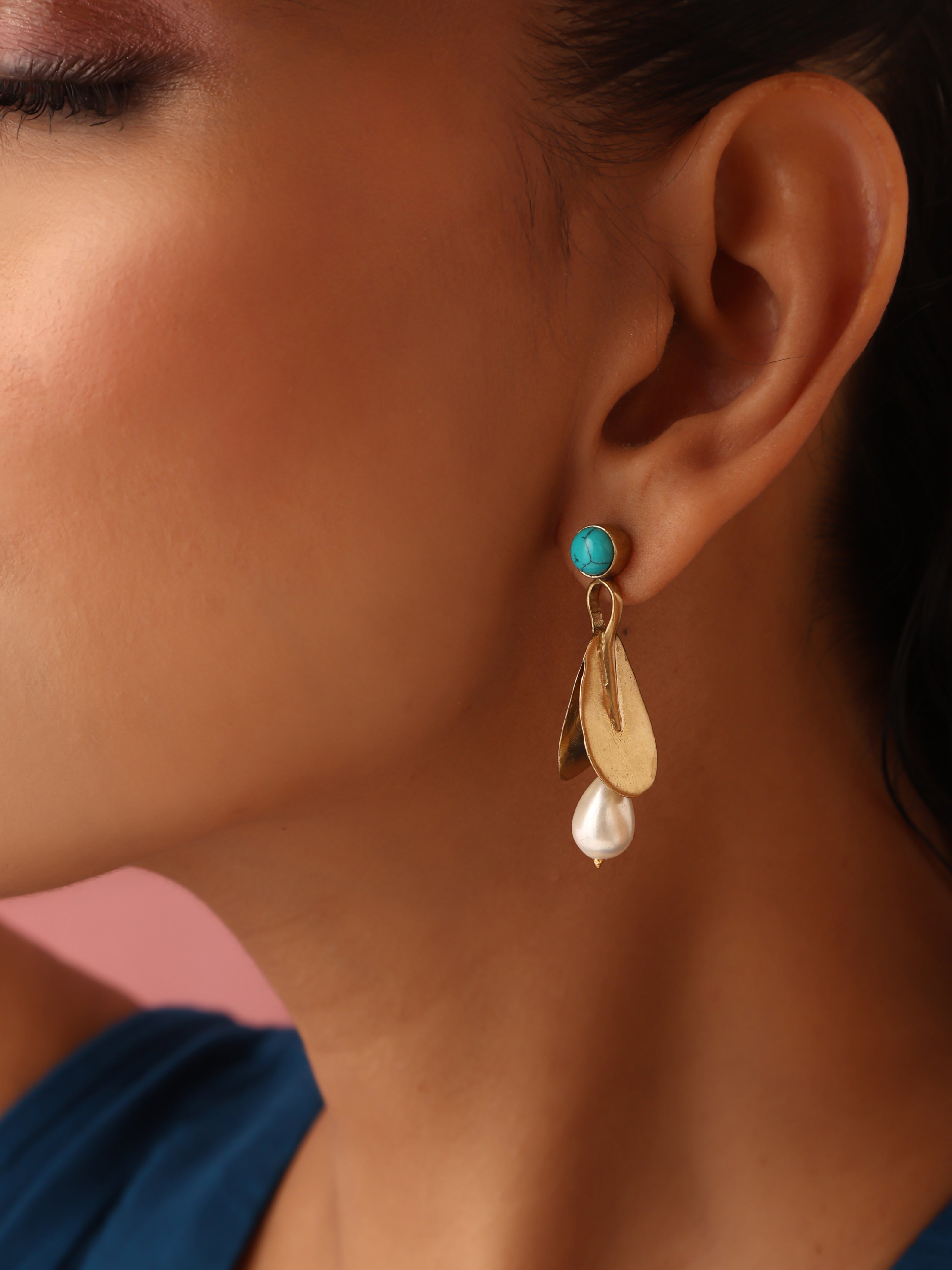 trueBrowns Brass Pearl Drop Earrings - Distacart