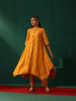 Thumbnail for trueBrowns Mustard Geometric Floral Viscose Silk Handkerchief Kurta Pant Set - Distacart