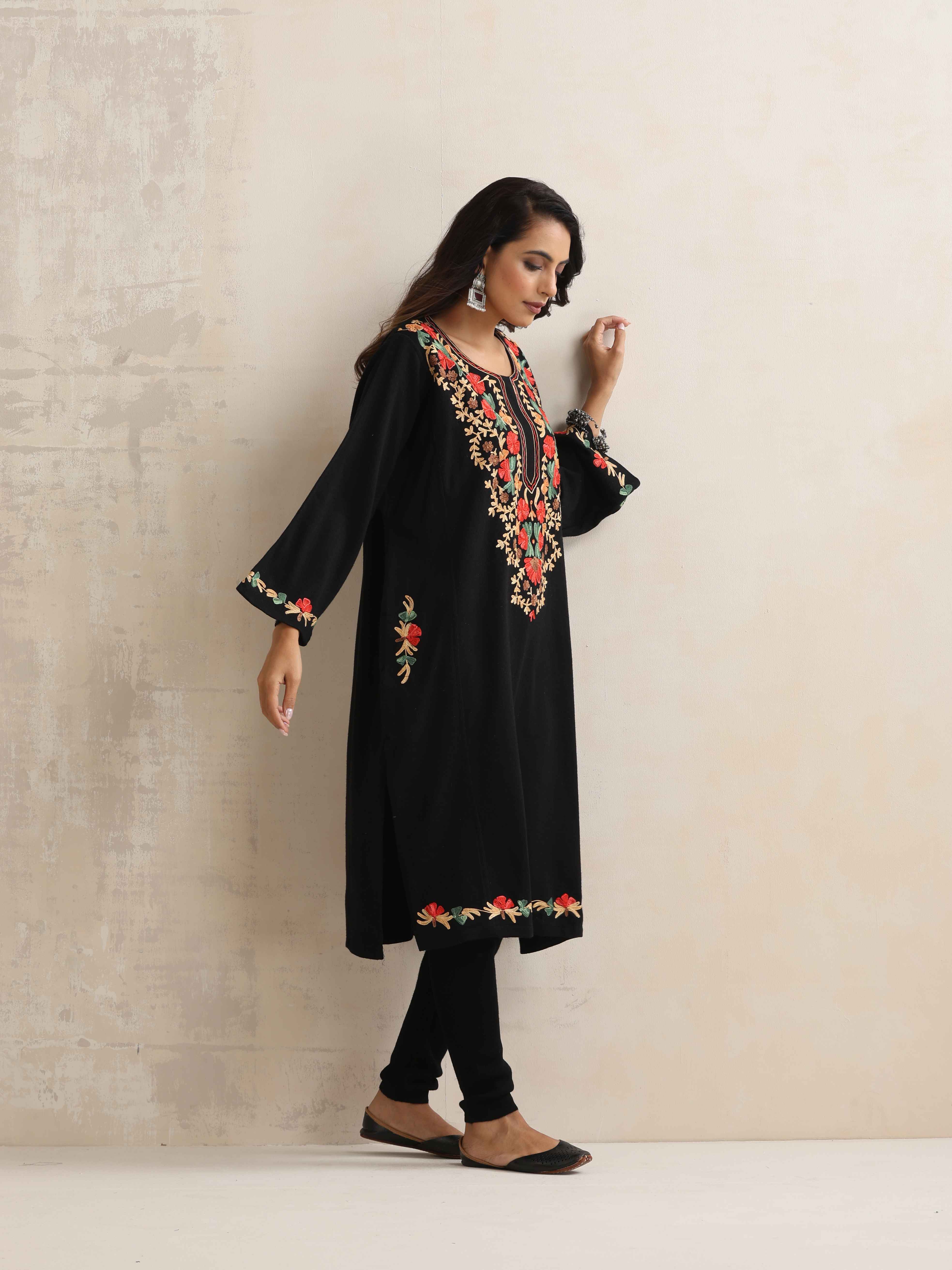 trueBrowns Black Kashmiri Embroidered Woollen Phiran Kurta - Distacart