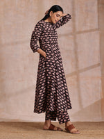Thumbnail for trueBrowns Black Floral Bagru Print Cotton Flared Kurta Pant Set - Distacart