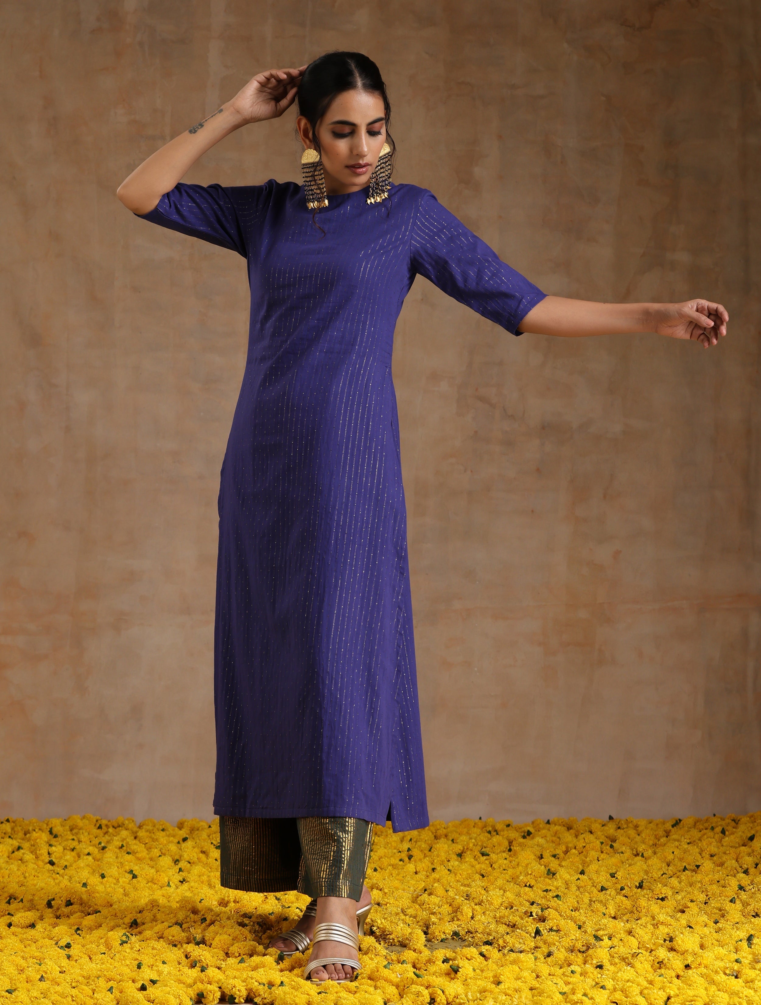 trueBrowns Spectrum Blue Gold Cotton High Slit Kurta Set - Distacart