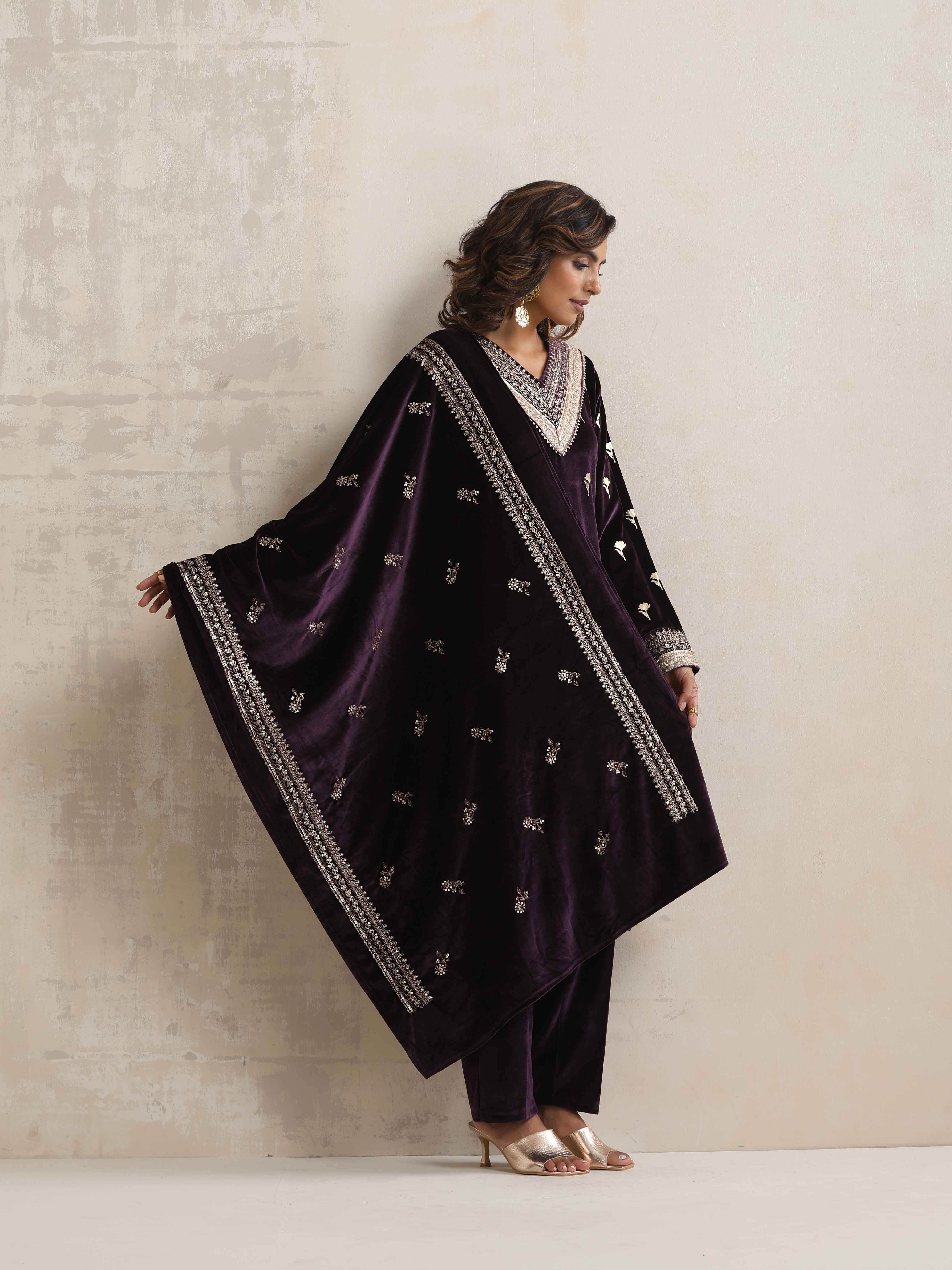 trueBrowns Wine Velvet Floral Embroidered Kurta Pant Dupatta Set - Distacart