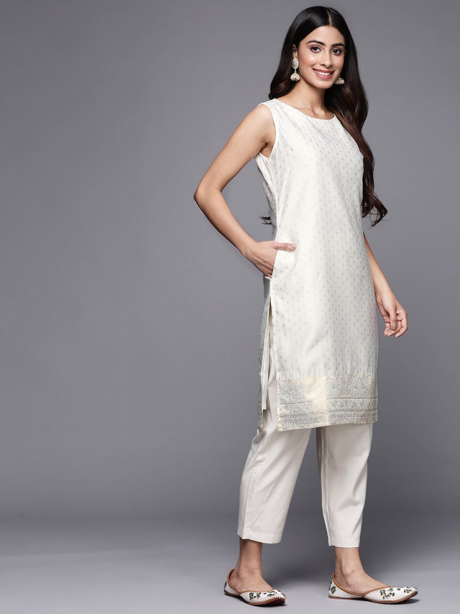 Ahalyaa Women Off White & Gold-Toned Geometric Printed Kurta - Distacart