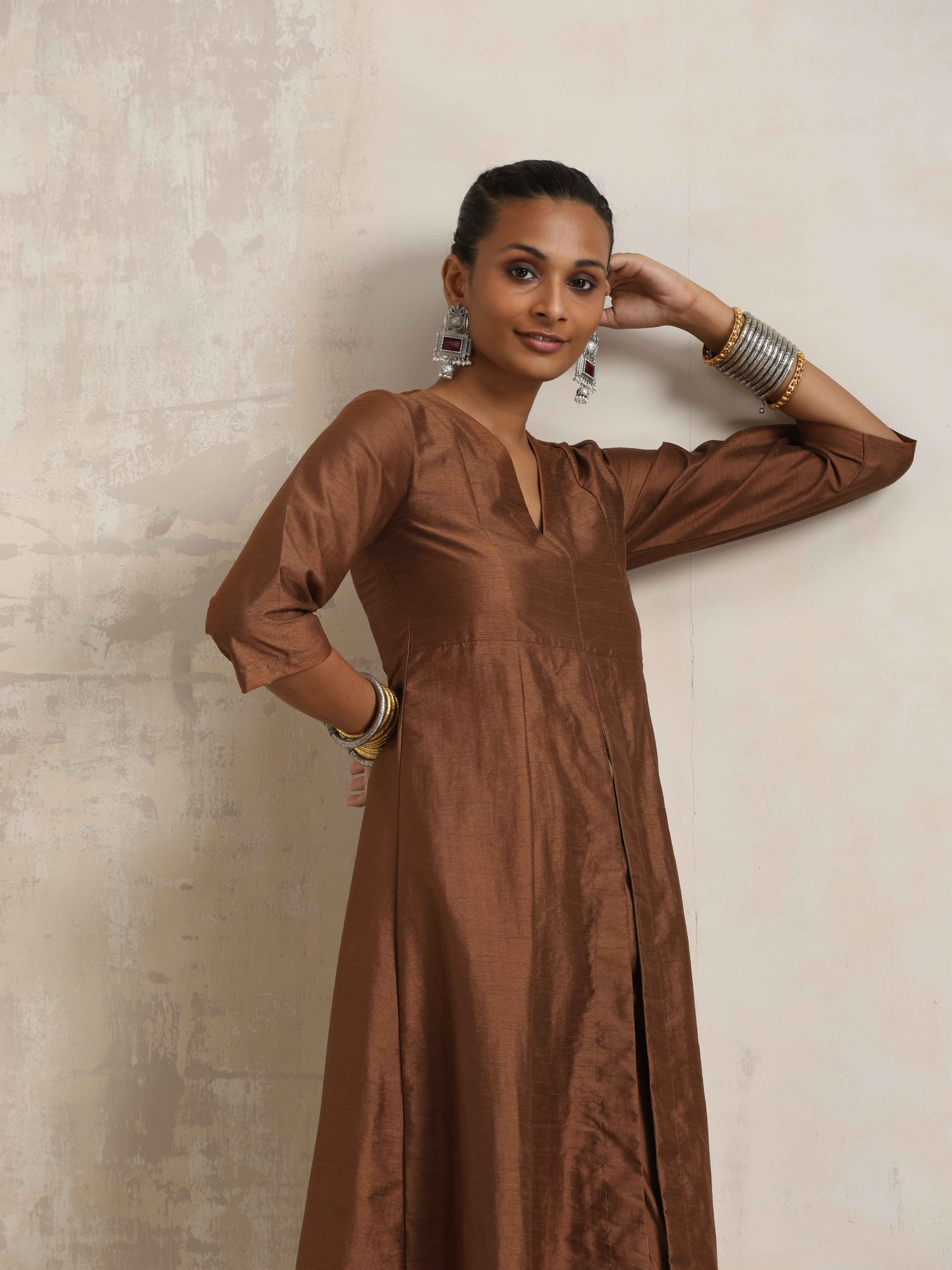 trueBrowns Brown Silk Slit Kurta Set - Distacart