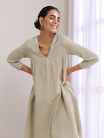 Thumbnail for trueBrowns Light Grey Slub Gathered Kurta Pant Set - Distacart