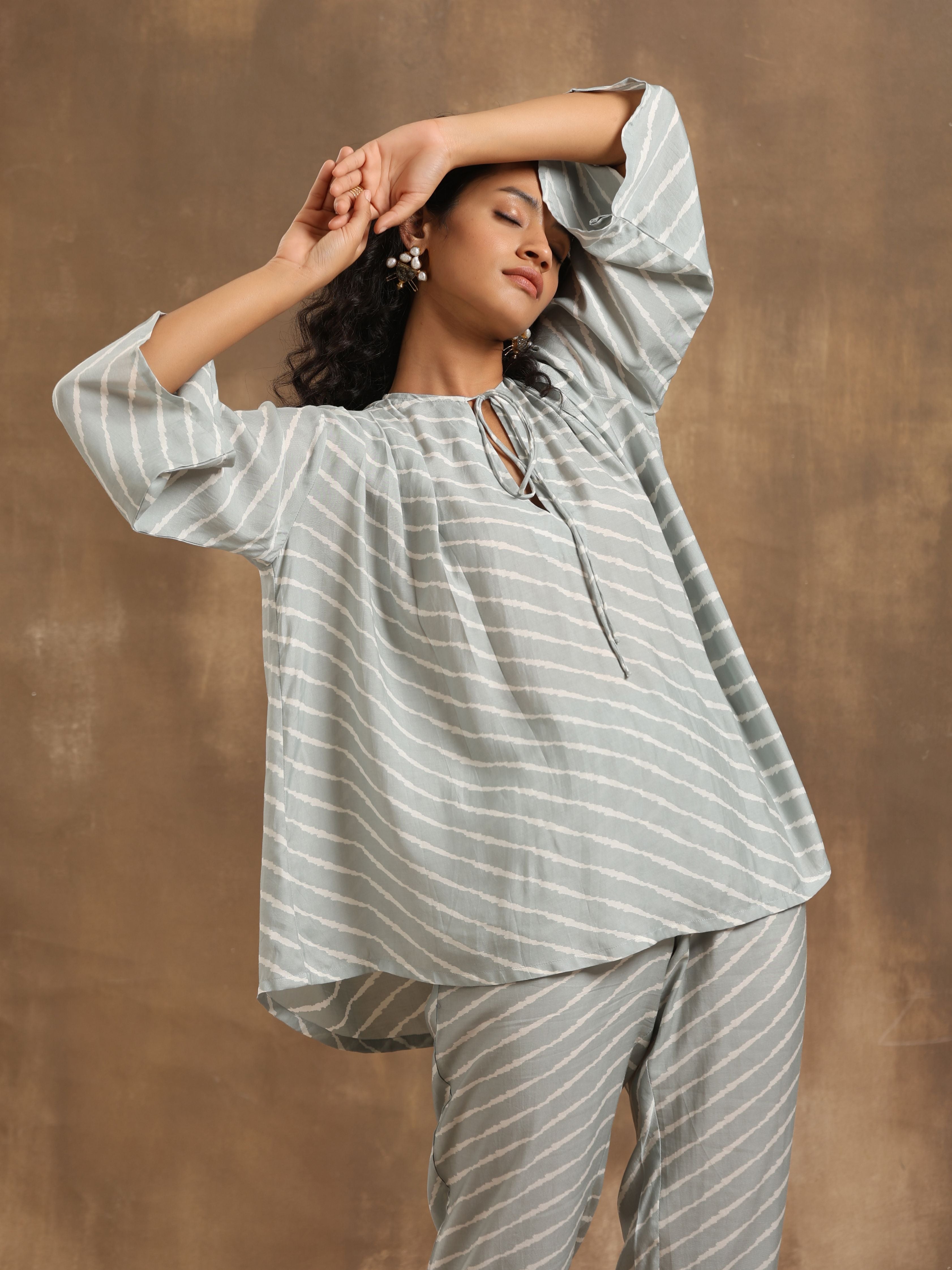 trueBrowns Grey Lehariya Printed Silk Co-Ord Set - Distacart