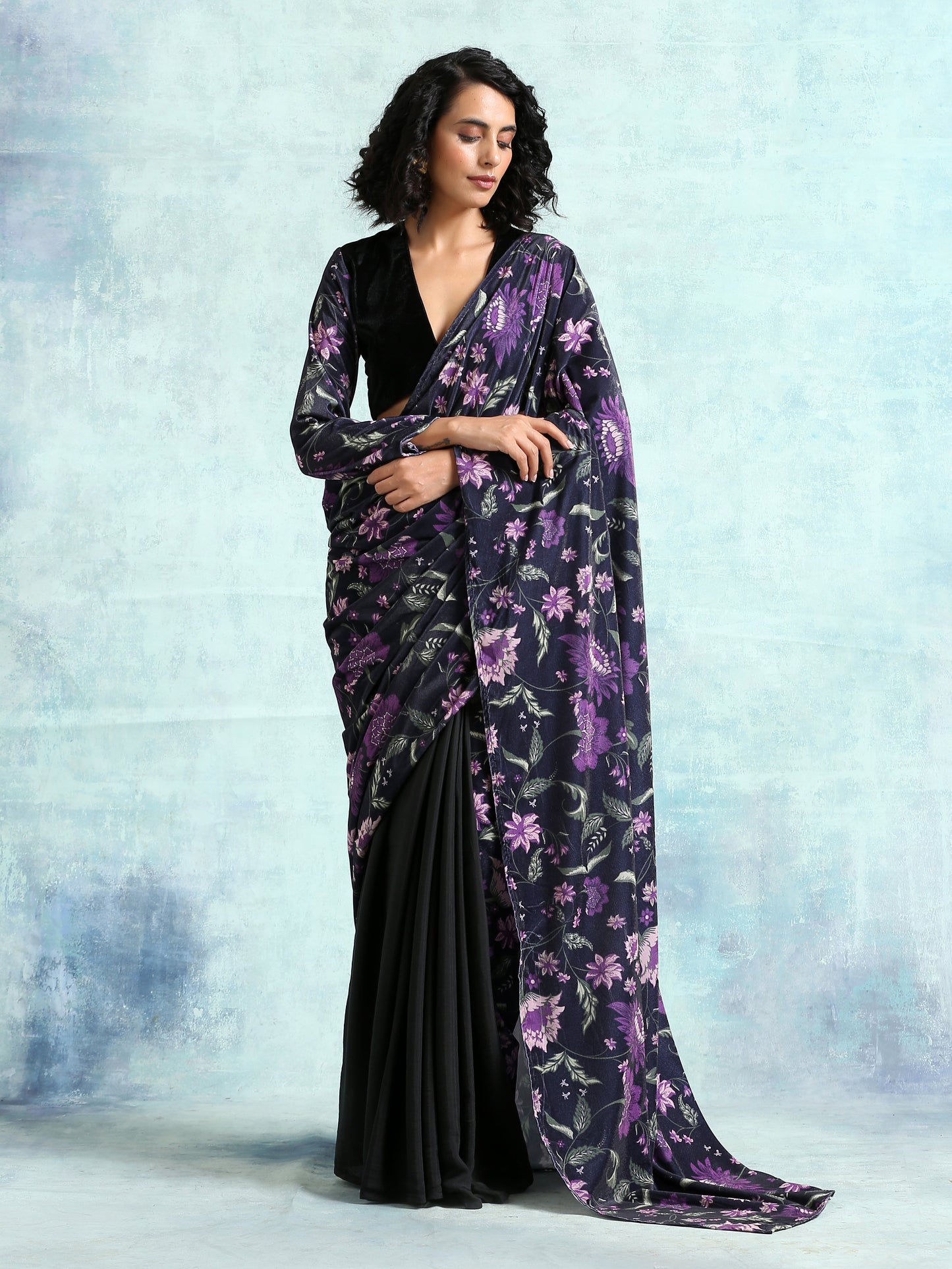 trueBrowns Black Printed Velvet Ready to Wear Saree - Distacart