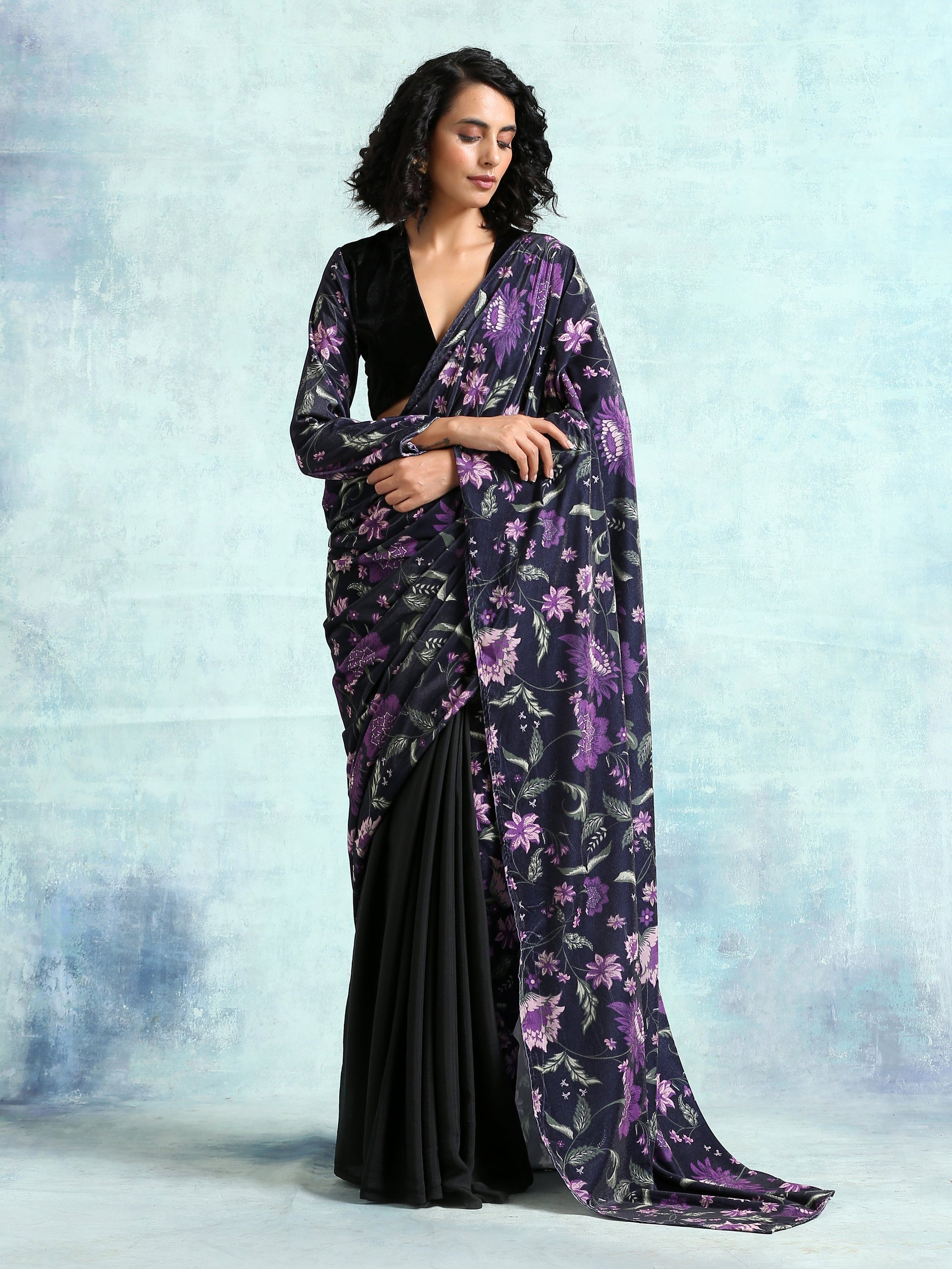 trueBrowns Black Printed Velvet Ready to Wear Saree - Distacart