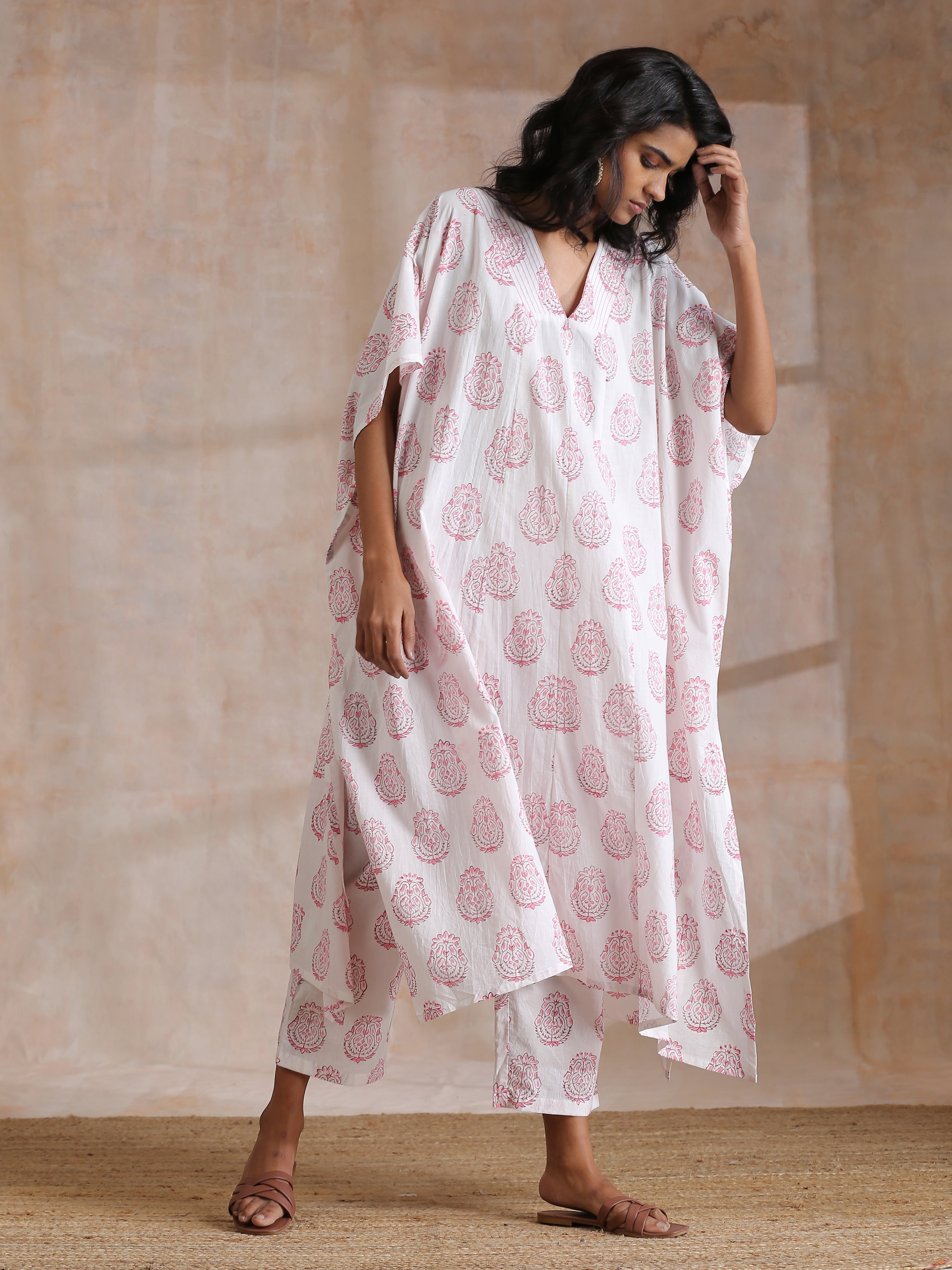 trueBrowns Pink Big Buta On White Print Cotton Panel Kaftan Kurta Pant Set - Distacart