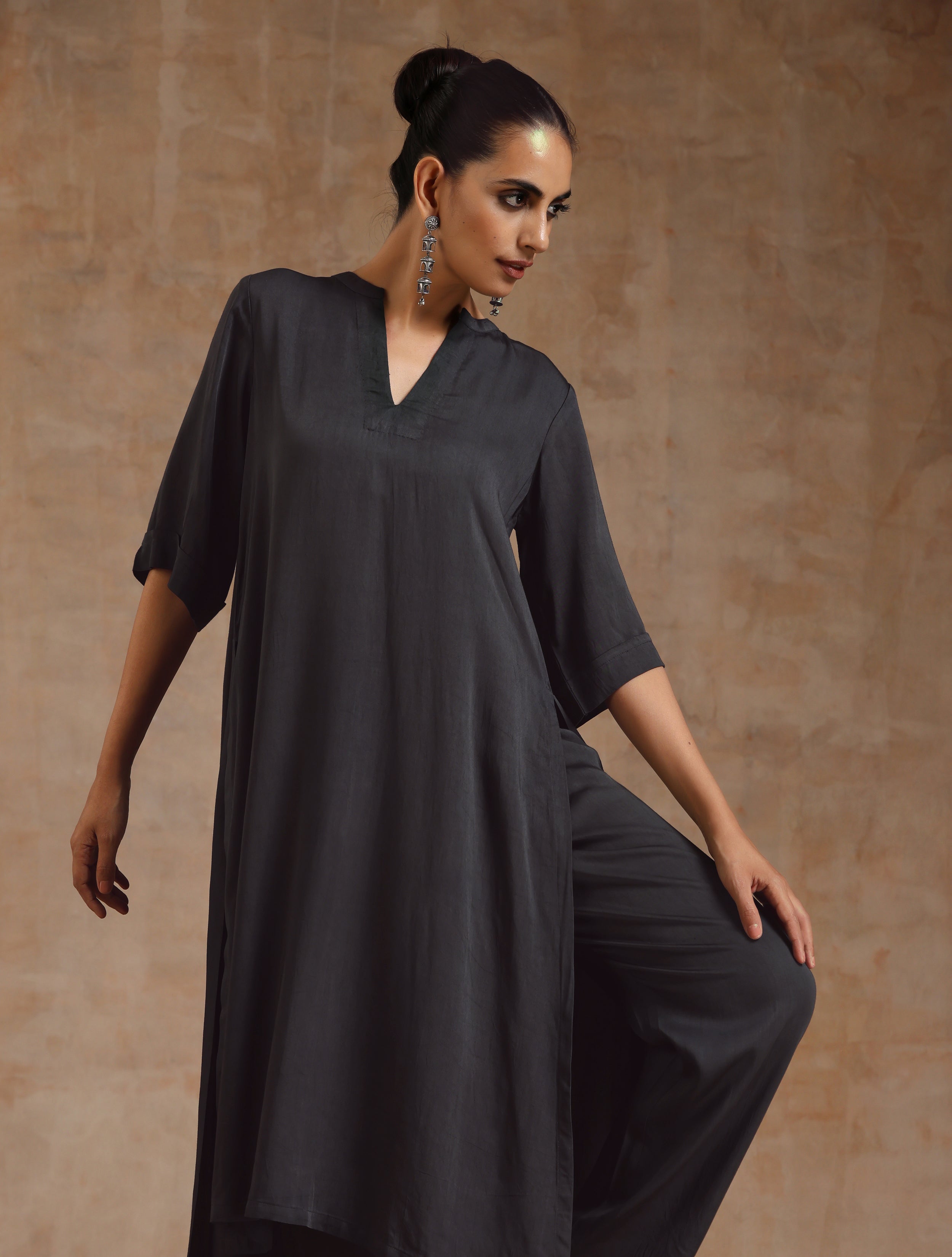 trueBrowns Grey Modal Satin High-Low Relax Kurta Set - Distacart