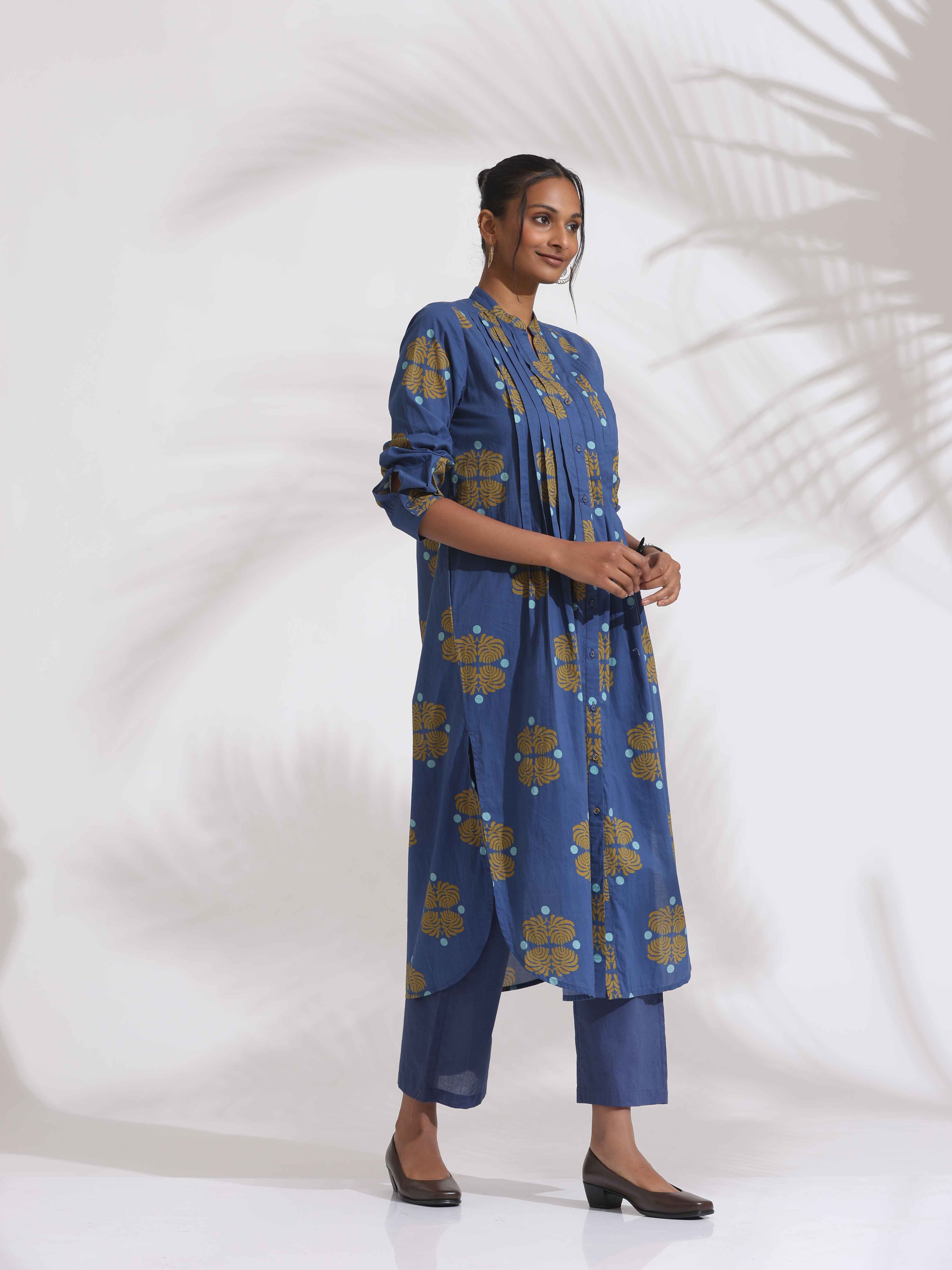 trueBrowns Blue Cotton Print Pleated Kurta Set