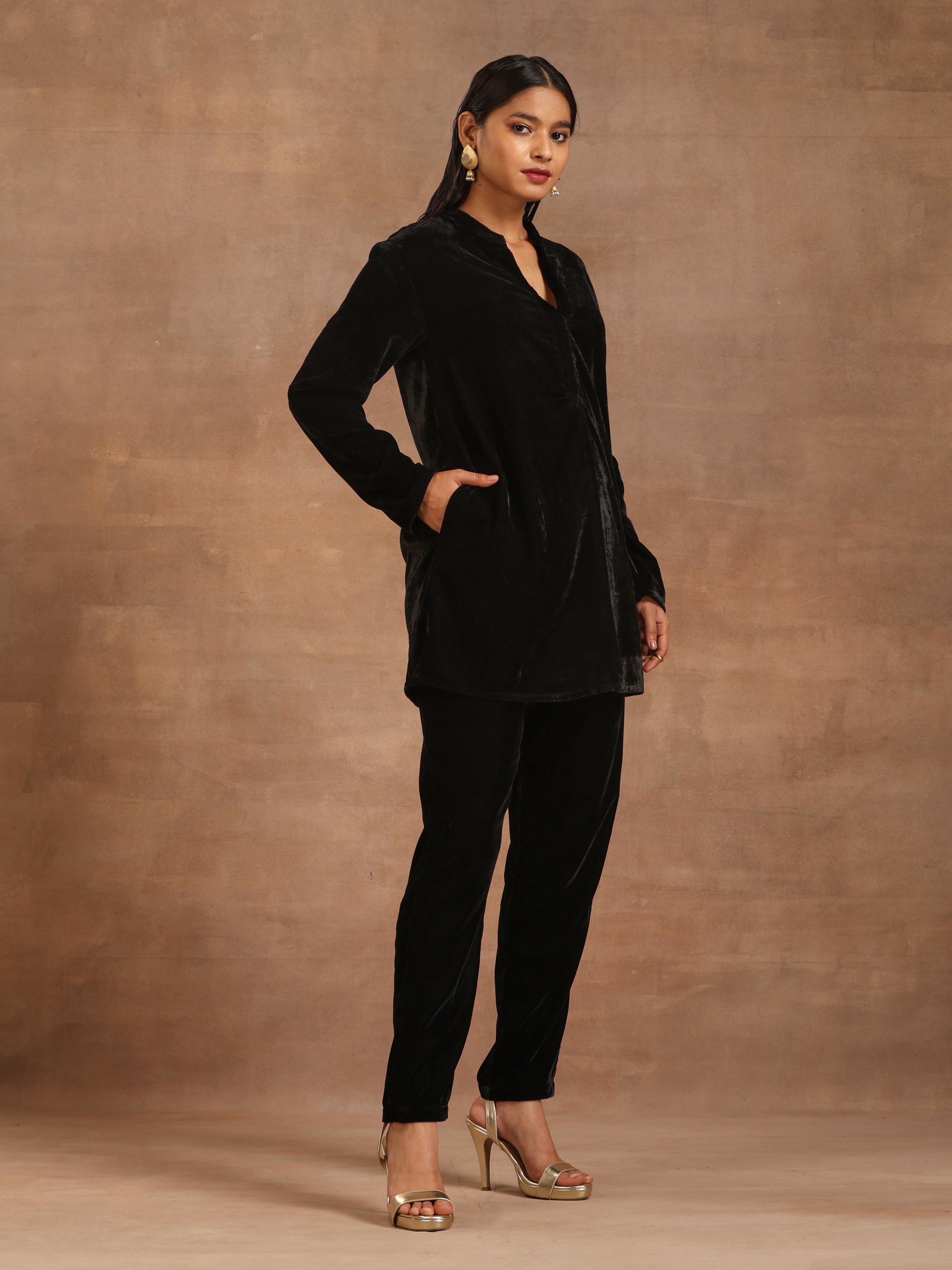 trueBrowns Black Velvet Solid Co-ord Set - Distacart