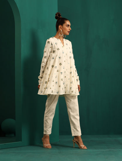 trueBrowns Ivory Blue Floral Cotton Flared Co-ord Set - Distacart