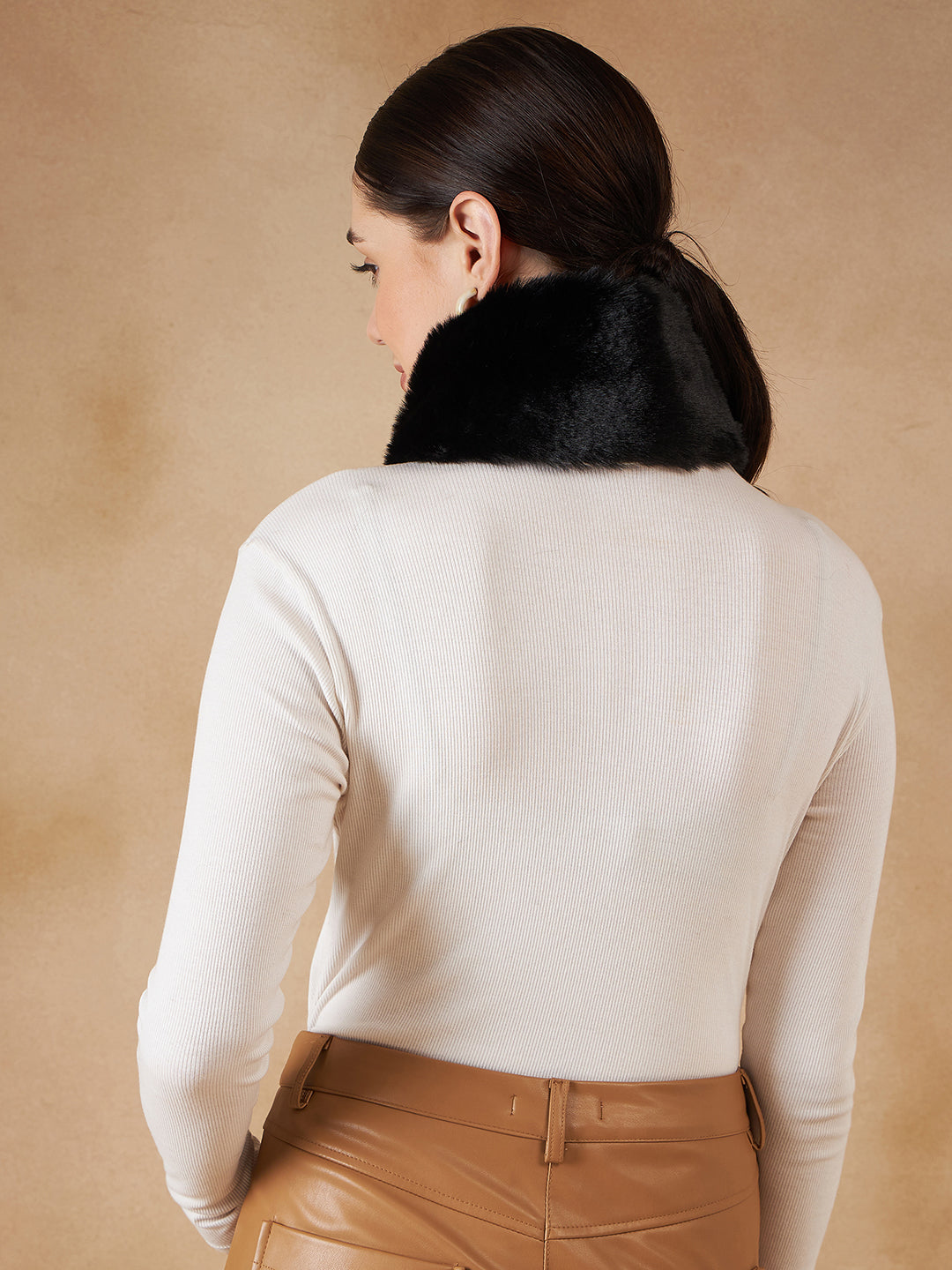 InWeave Black Fur Neckpiece