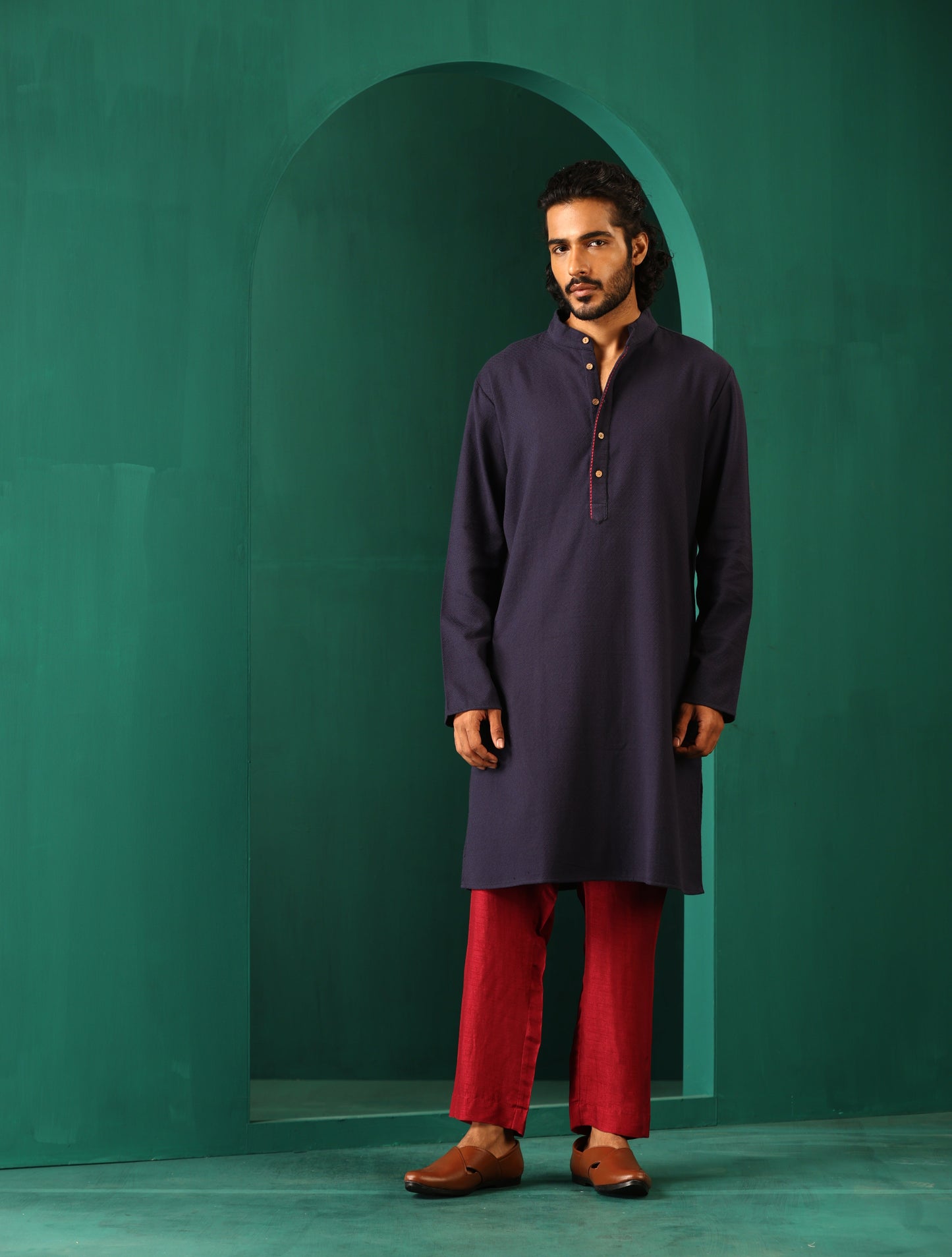 trueBrowns Men's Navy Dobby Textured Kurta - Distacart