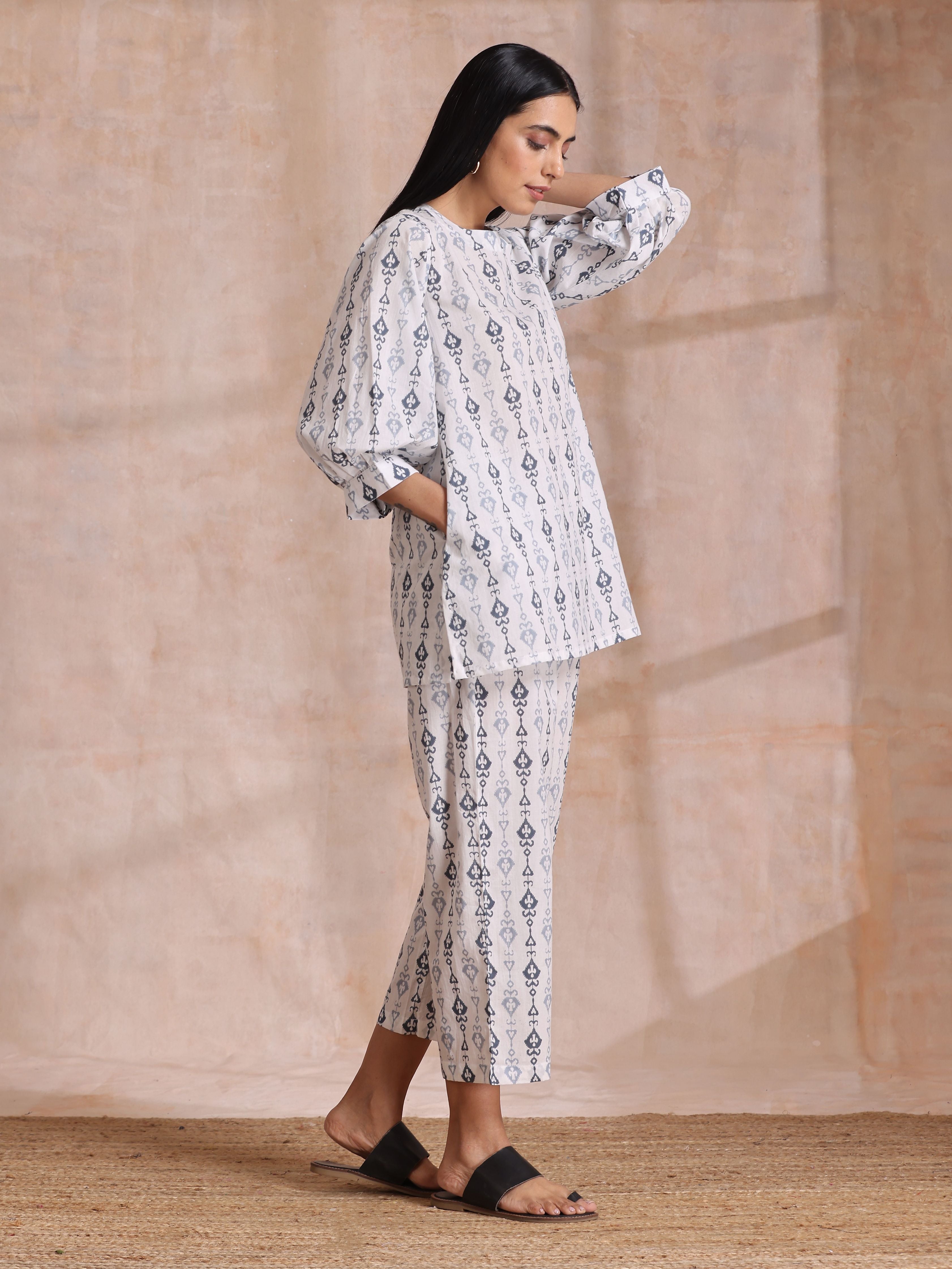 trueBrowns Grey On White Ikat Print Cotton Baggy Sleeve Co-Ord Set - Distacart