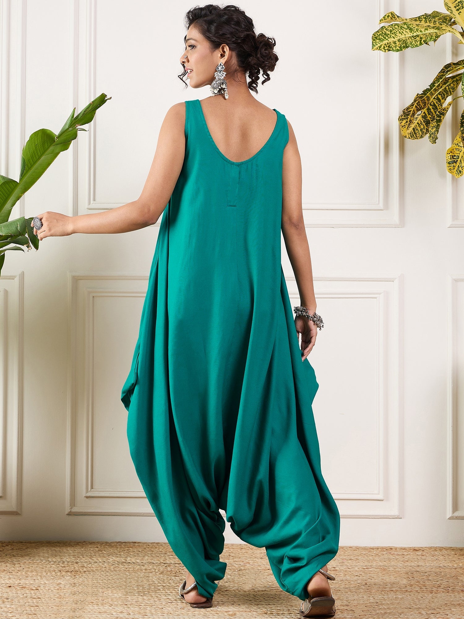 InWeave Teal Round Sleeveless Jumpsuit