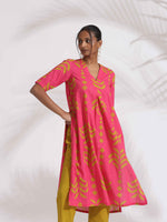 Thumbnail for trueBrowns Pink Cotton Print A-line Kurta Set