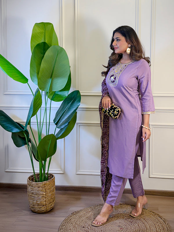 The52 Women's Gorgeous Viscose Embroidery Straight Kurta with Pant And Dupatta Set
