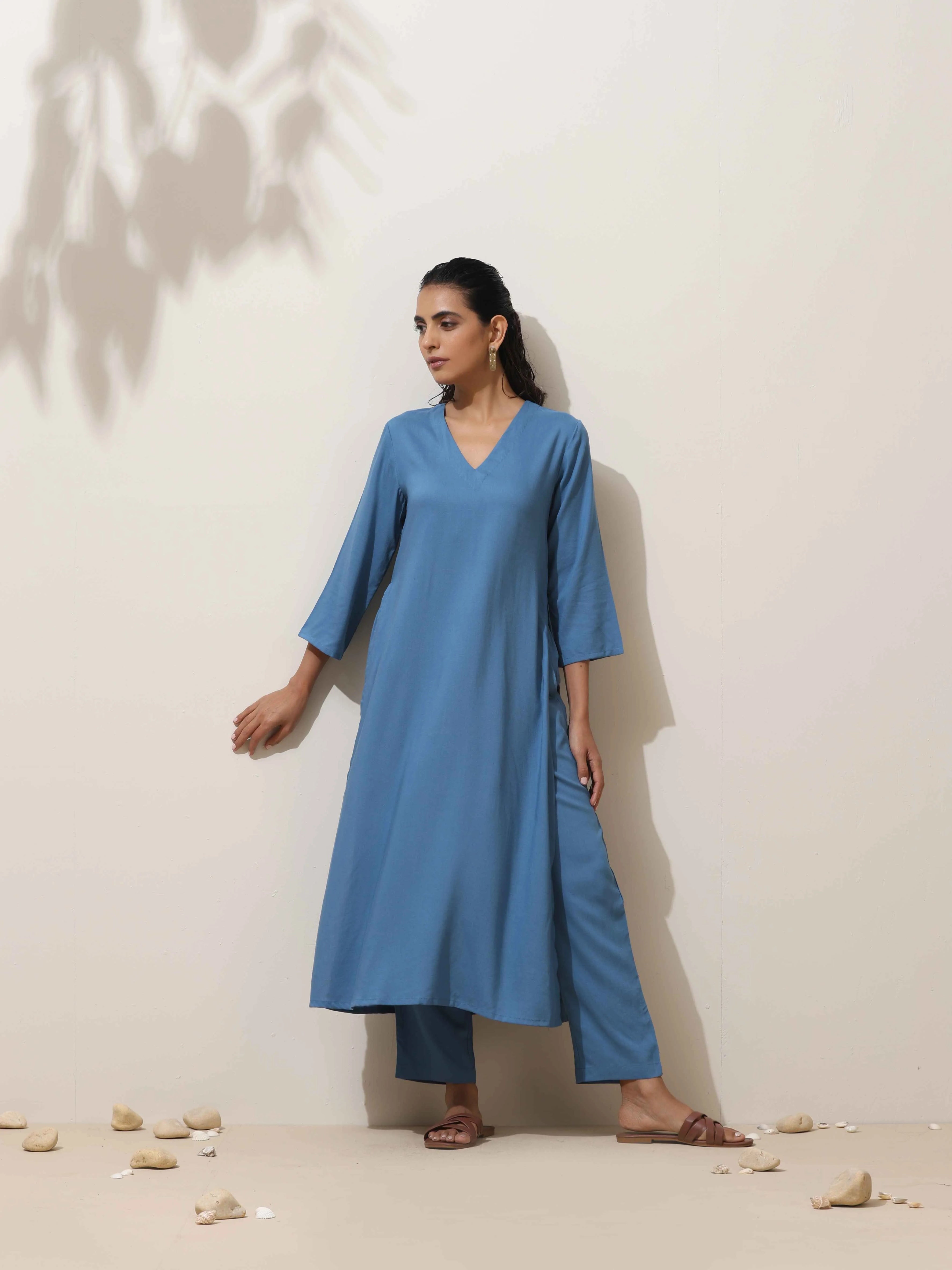 trueBrowns Blue Viscose Kurta Pant Set - Distacart