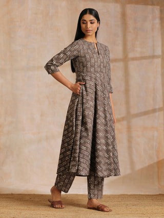 trueBrowns Clay Dabu Zig-Zag Motifs Print Cotton Flared Kurta Pant Set - Distacart
