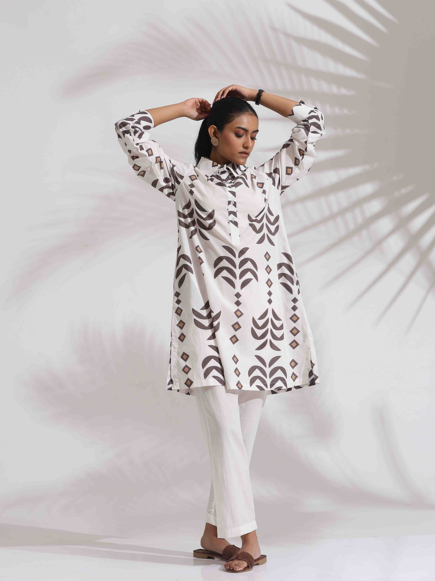 trueBrowns White Cotton Stripe Print Kurta Co-ord Set - Distacart