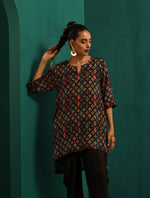 Thumbnail for trueBrowns Black Ikat Muslin Silk Printed High Low Co-ord Set - Distacart