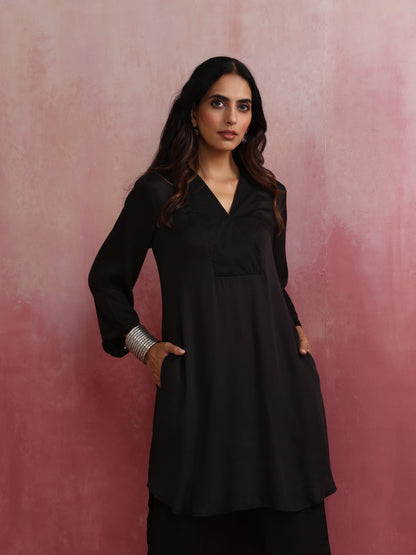 trueBrowns Black V Neck Kurta Co-ord Set - Distacart