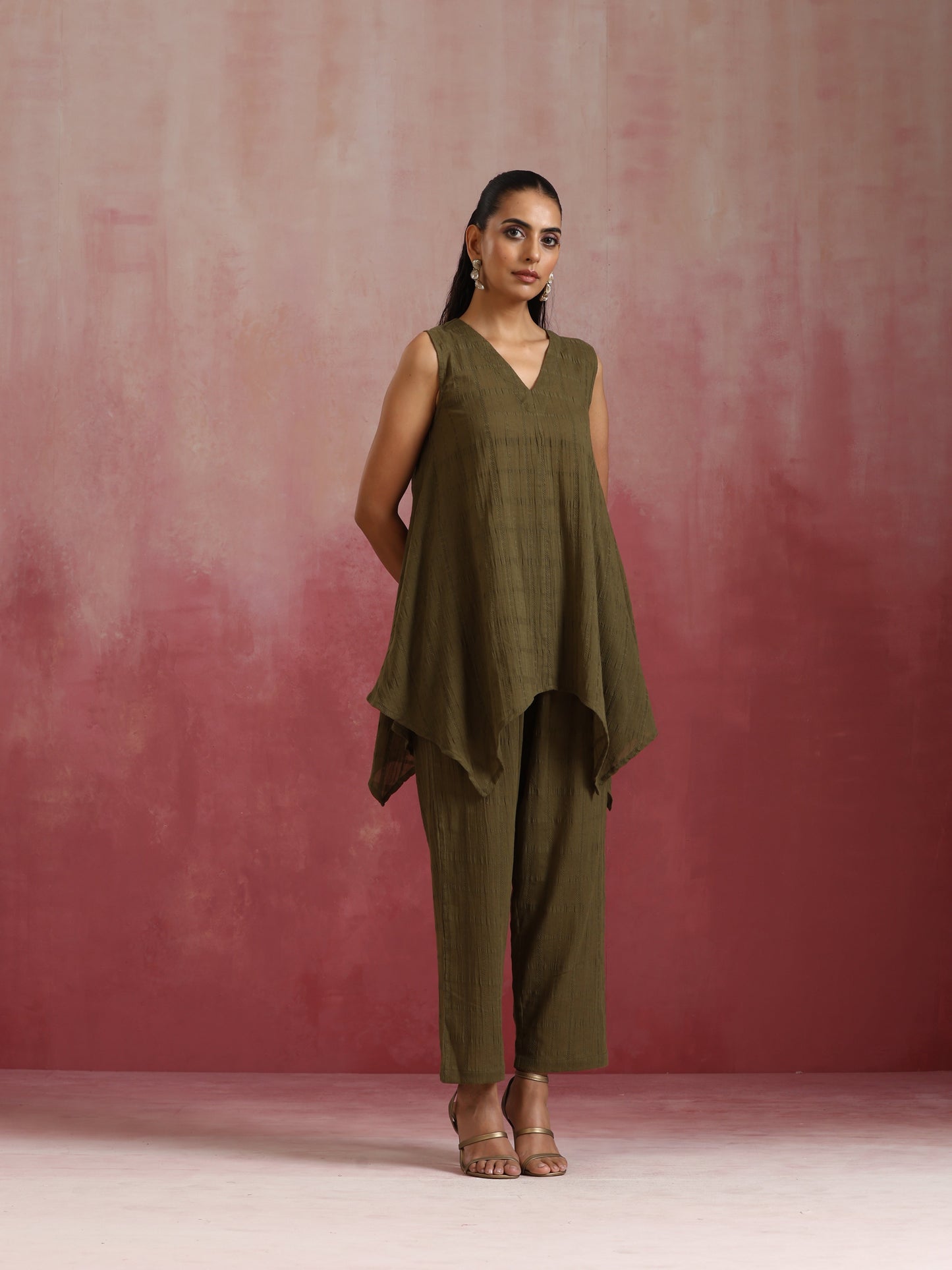 trueBrowns Olive Cotton Dobby Dobby Co-ord set - Distacart