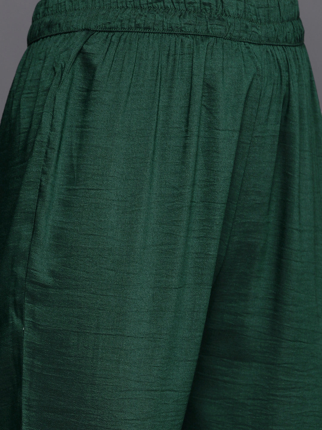 Varanga Green Embroidered Kurta With Embroidered Trouser And Ombre Dupatta - Distacart