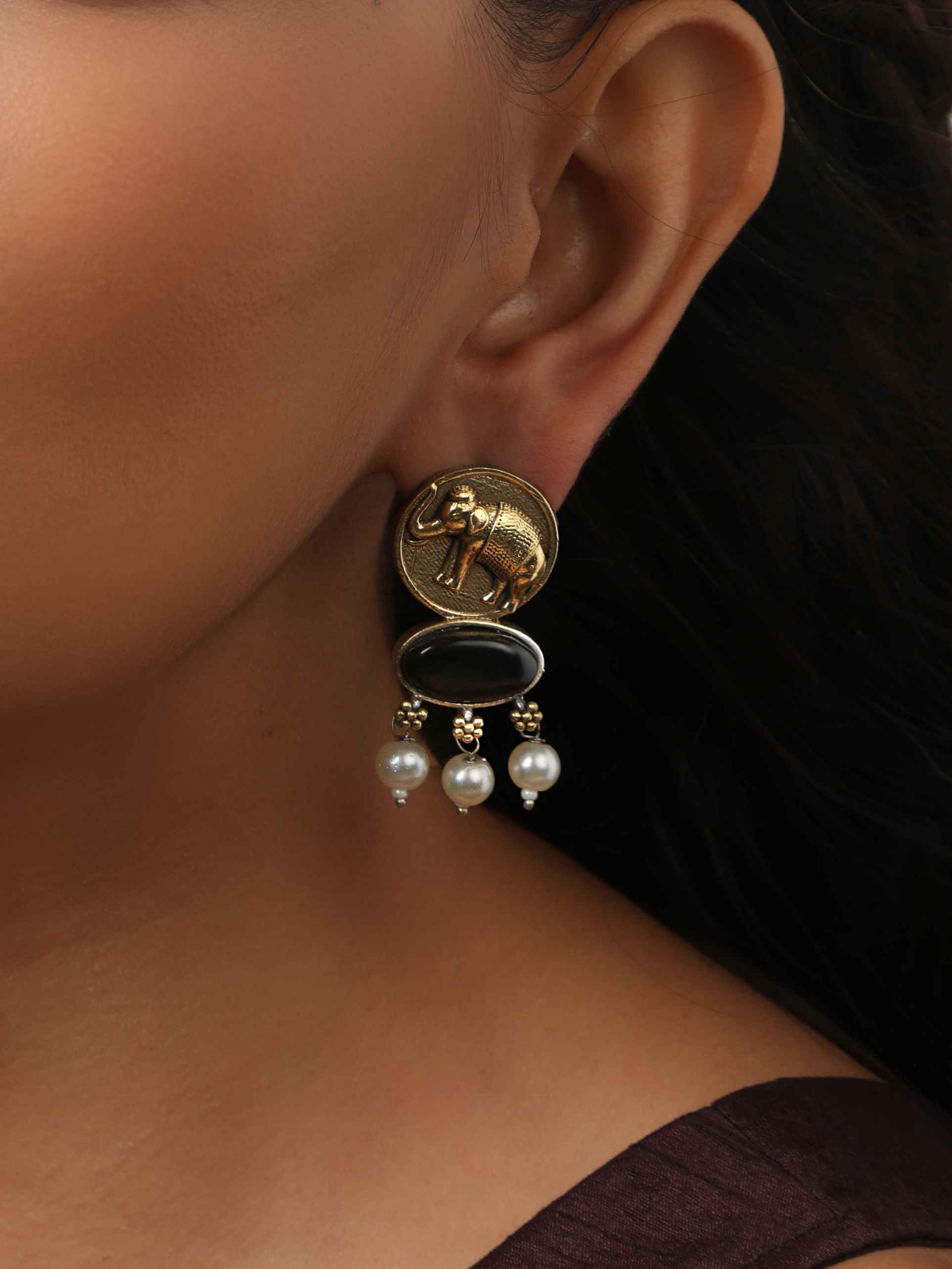 trueBrowns Gold Elephant Embossed Dangle Earrings - Distacart