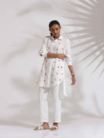 Thumbnail for trueBrowns White Cotton Embroidered Kurta Co-ord Set