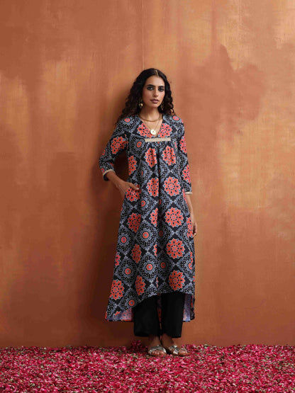 trueBrowns Black Ajrak Print Kurta Set - Distacart