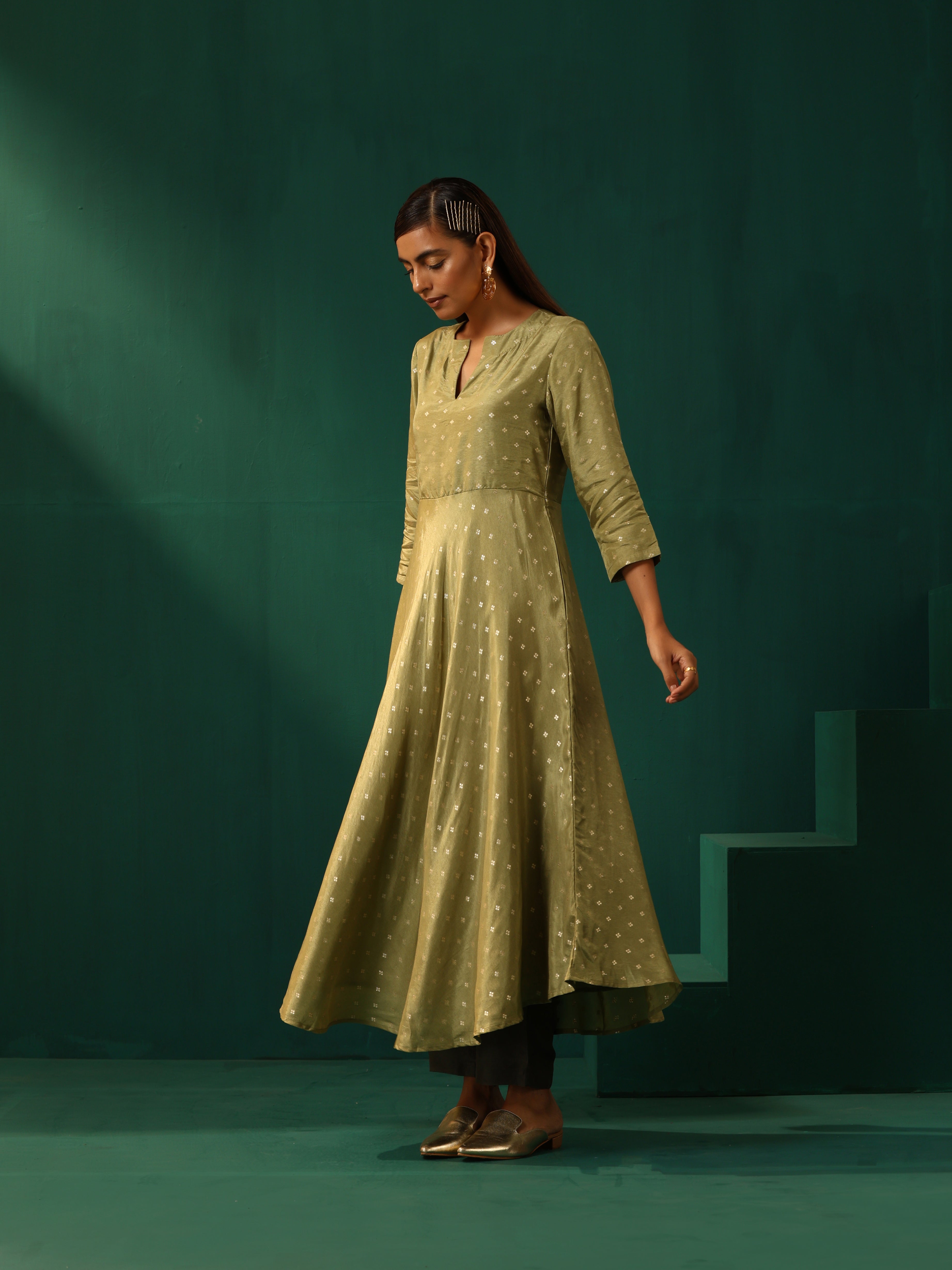 trueBrowns Green Square Viscose Silk Flared Kurta Pant Set - Distacart