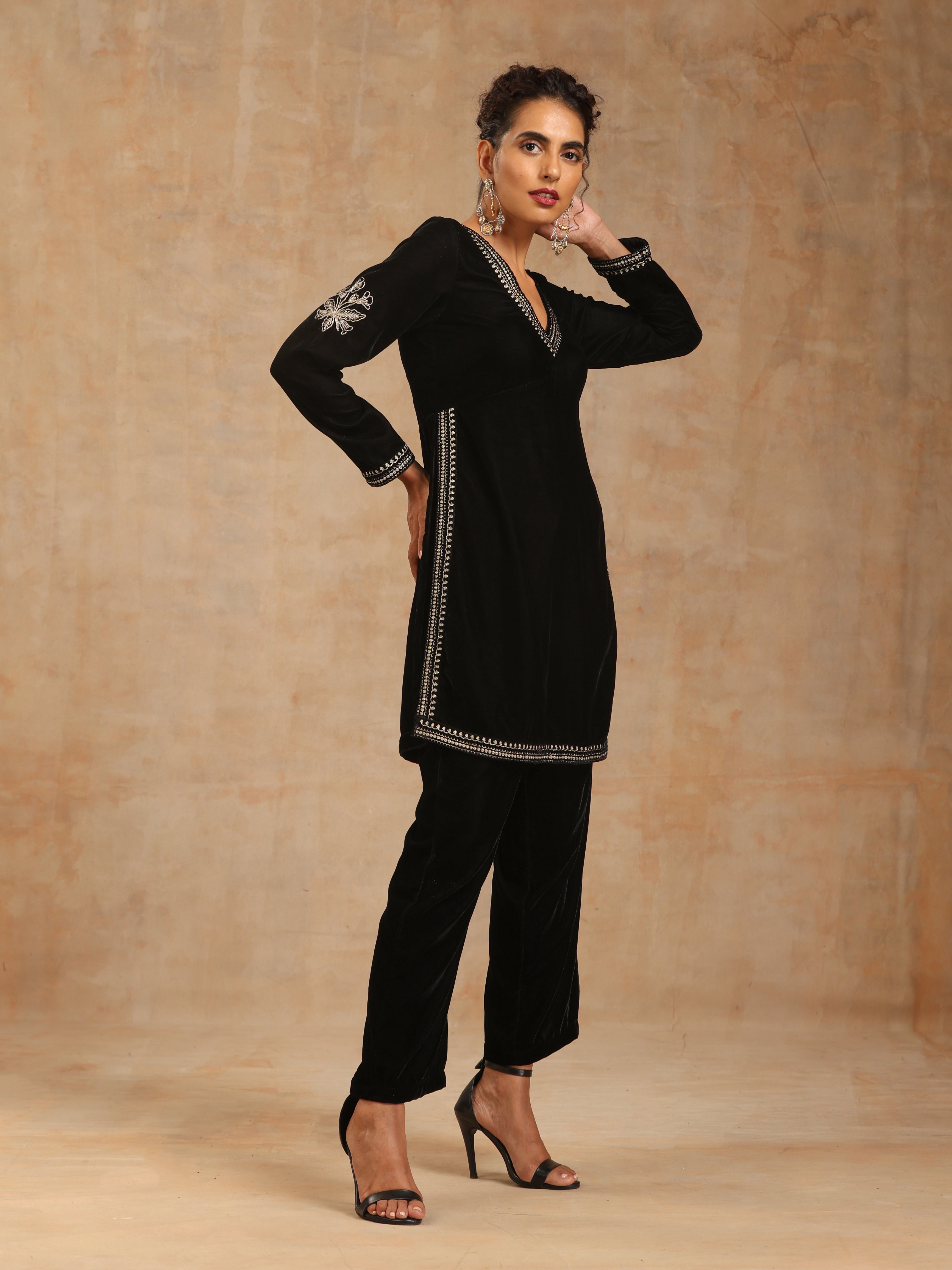 trueBrowns Black Velvet Embroidered Co-ord Set - Distacart
