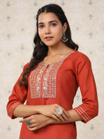 Thumbnail for Ode by House of Pataudi Ethnic Motifs Embroidered Straight Kurta - Distacart