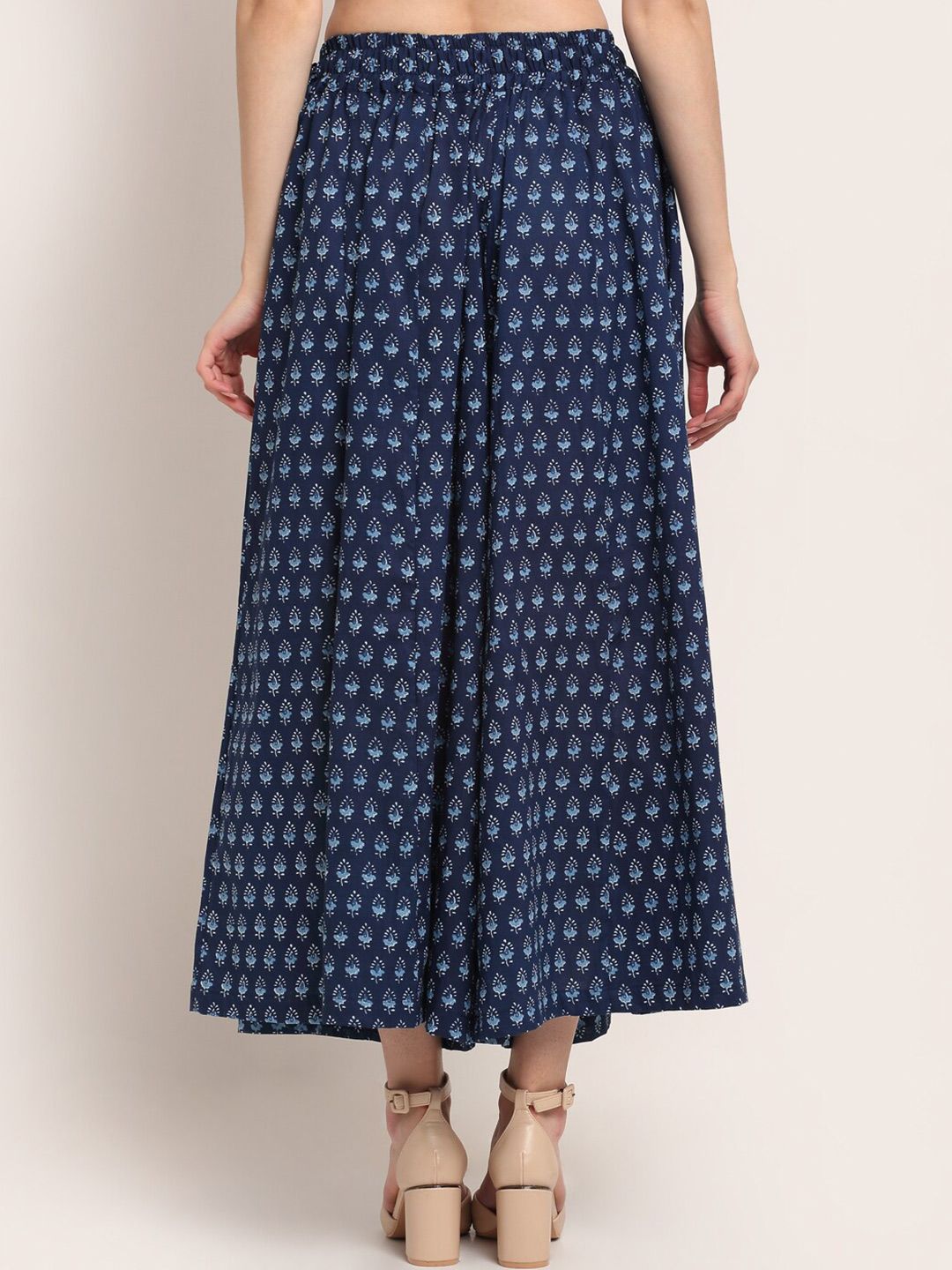 TAG 7 Women Navy Blue Printed Flared Palazzos