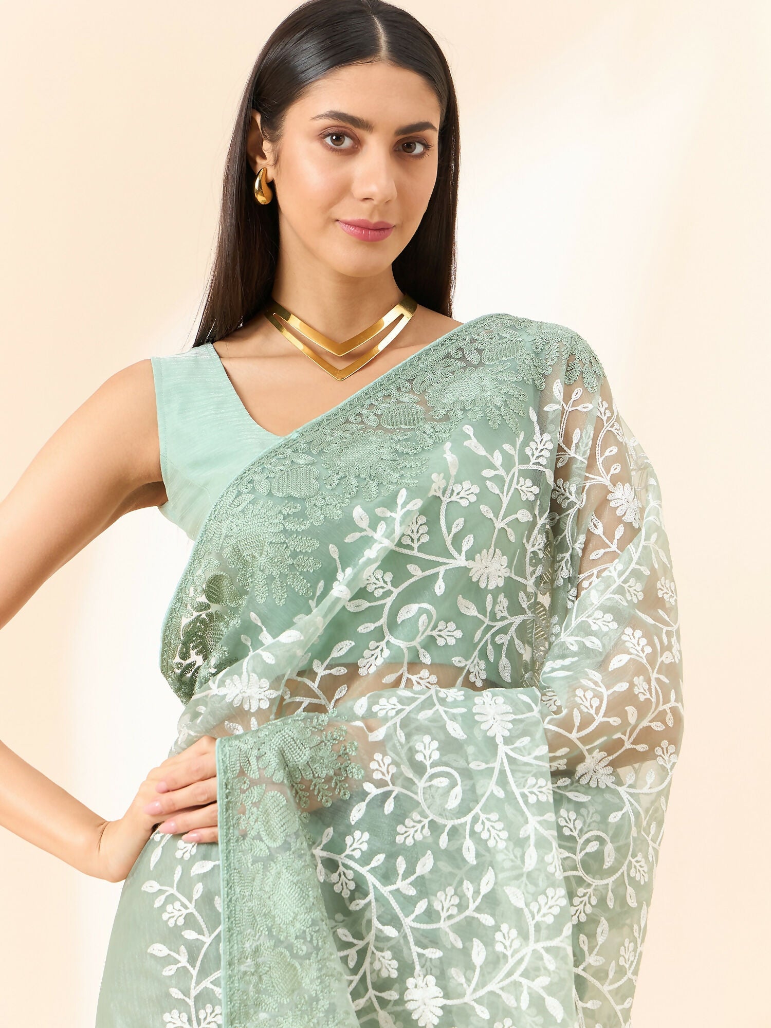 Green Organza Floral Embroidered Saree with Unstitched Blouse Piece - Roozal - Distacart