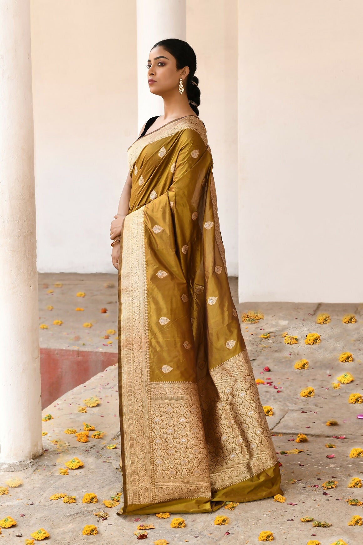 Joban Fashion Olive Pure Katan Pure Handloom Banarasi Silk Saree