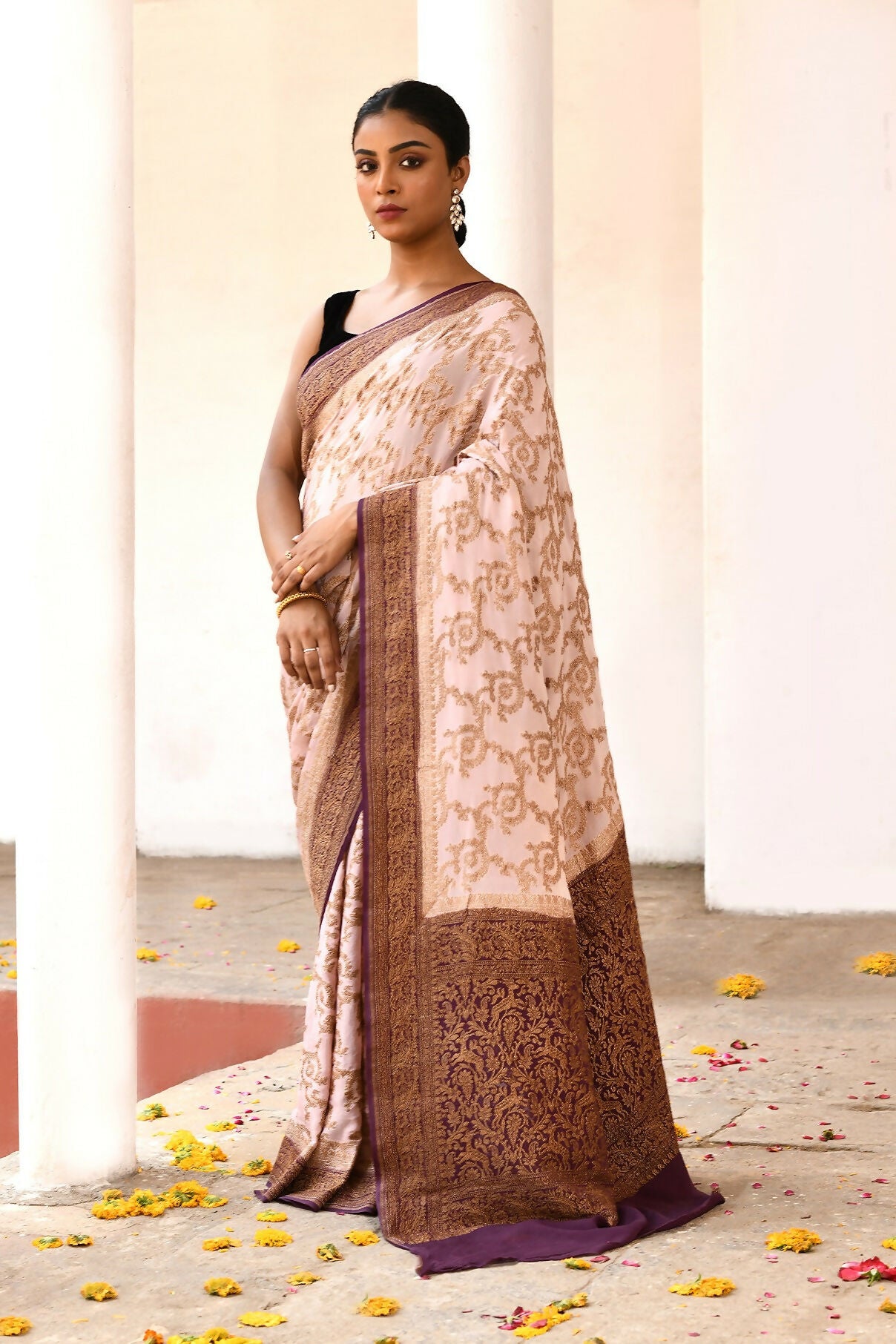 Joban Fashion Ivory Crepe Chiffon Pure Handloom Banarasi Silk Saree - Dista