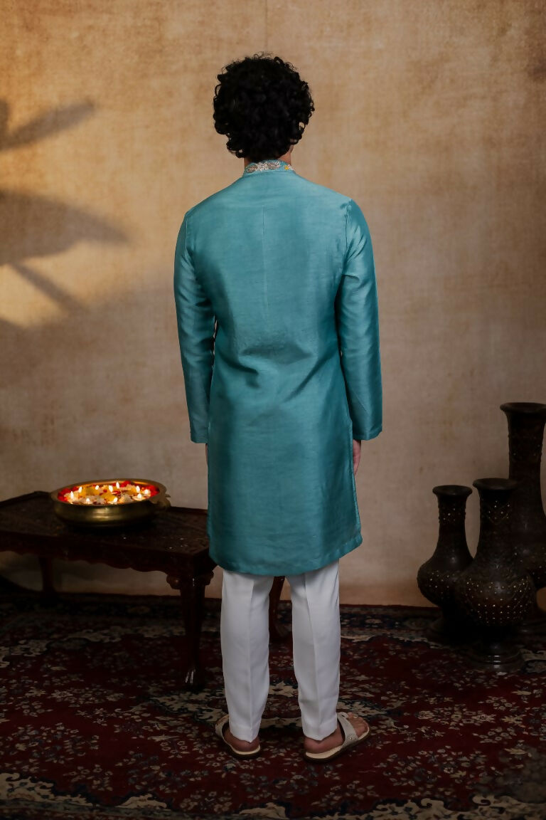 Falling Raw Silk Green Paisley Zari Kurta Set By Hilo Design
