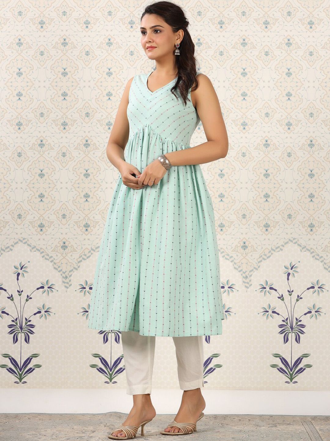 Ode by House of Pataudi Green Geometric Printed A-Line Kurta - Distacart