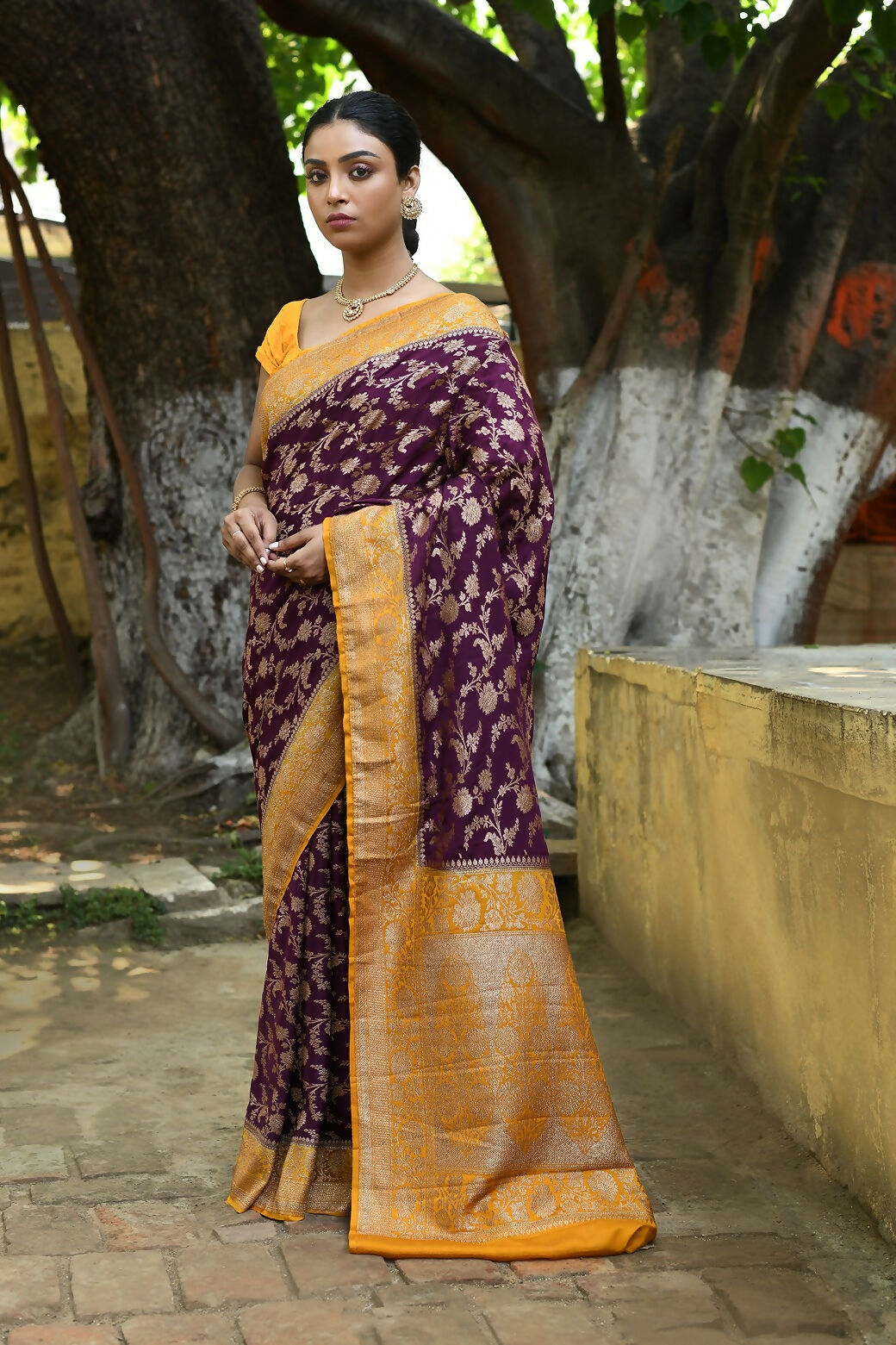 Joban Fashion Purple Crepe Chiffon Pure Handloom Banarasi Silk Saree