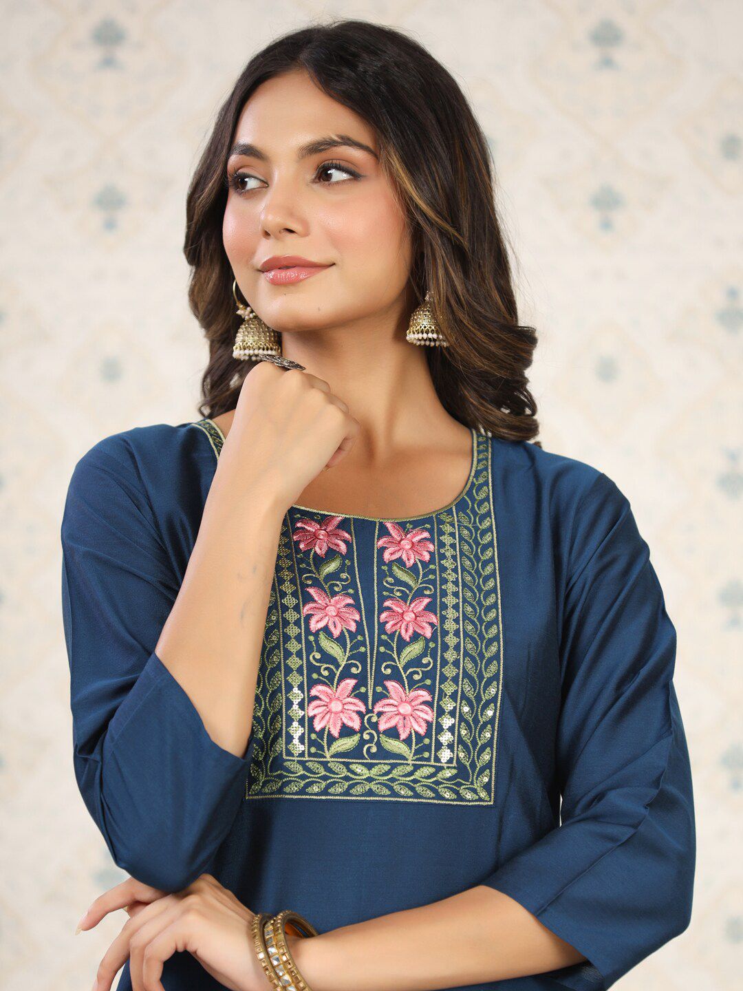 Ode by House of Pataudi Floral Embroidered Yoke Sequined Straight Kurta with Trousers - Distacart