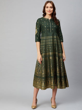 AURELIA Women Green & Golden Printed A-Line Dress