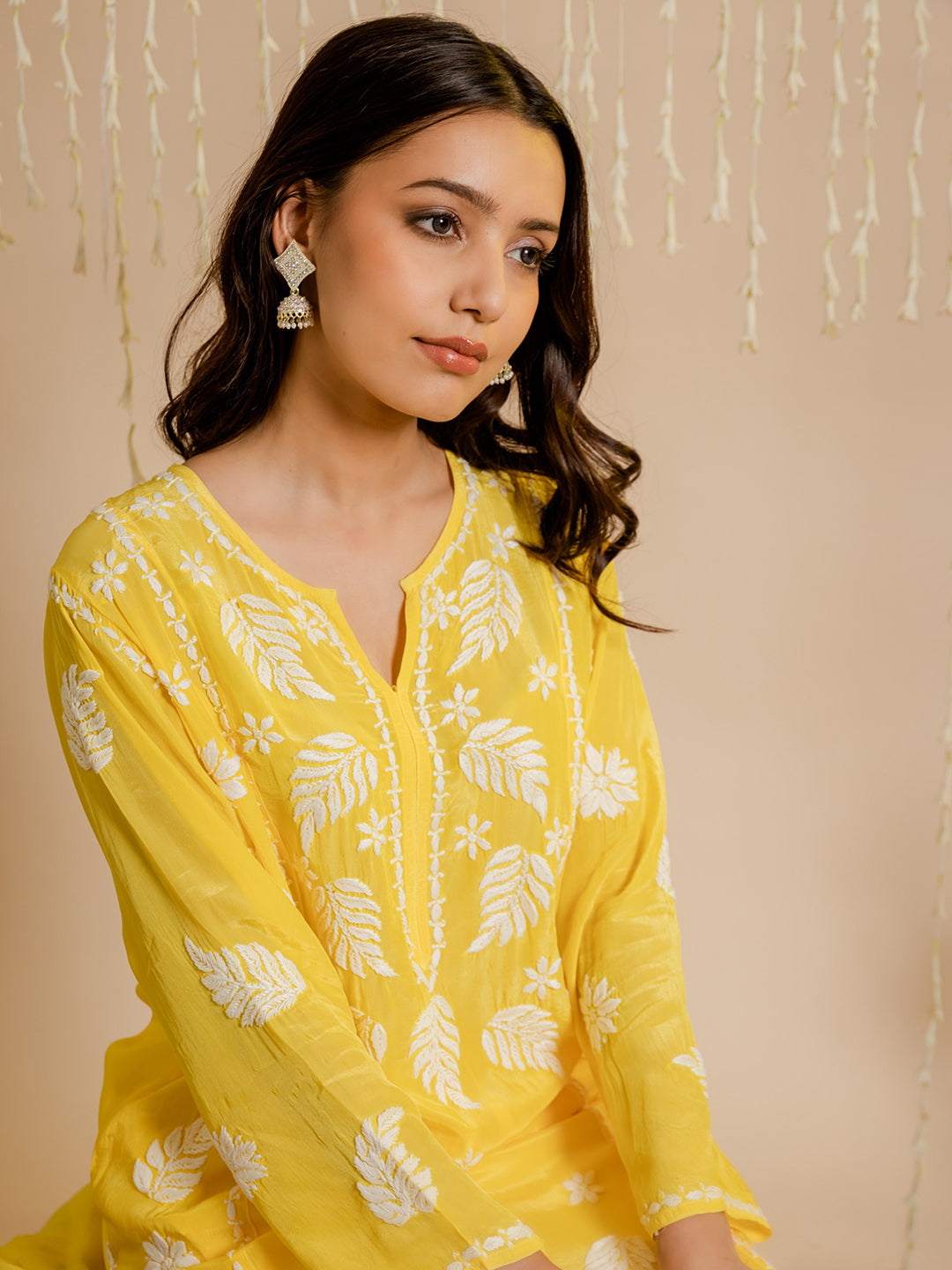 HOUSE OF KARI Floral Embroidered Chikankari Kurta - Distacart