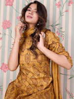 Thumbnail for Ode by House of Pataudi Floral Printed Regular Pure Cotton Kurta with Trousers & Dupatta - Distacart