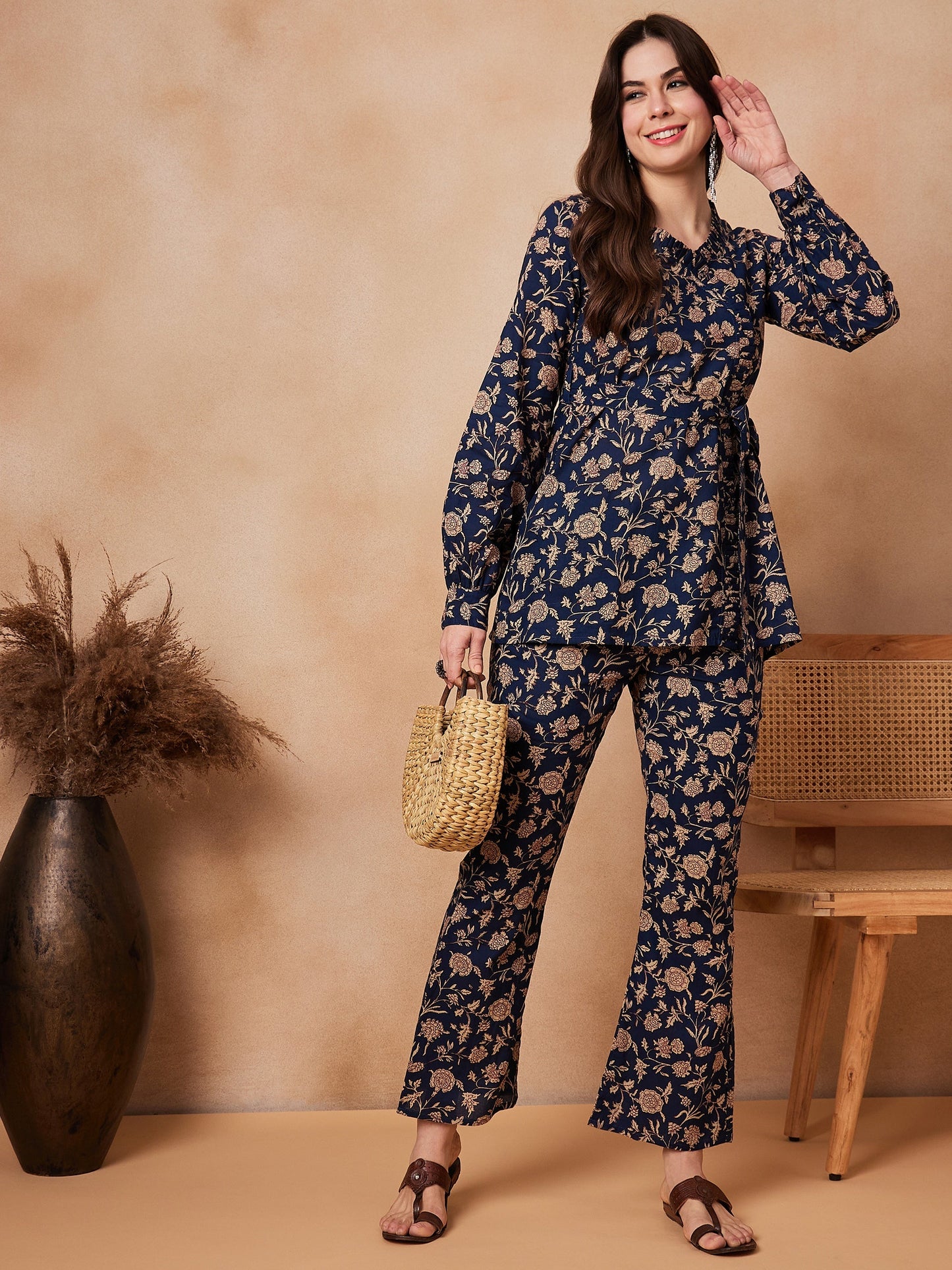 InWeave Navy Beige Co Ord Set - Distacart